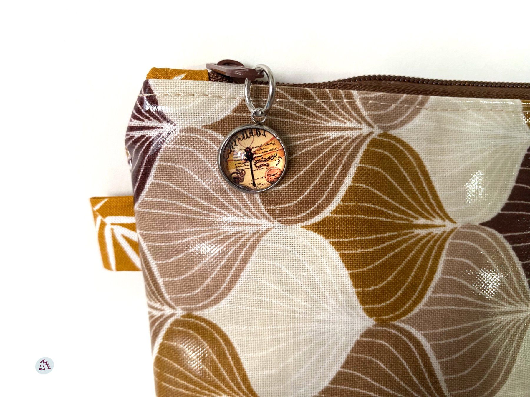 Altro in  Abbigliamento & Accessori: Kosmetiktäschli, Etui, Necessaire, Täschli – Nuovo e nell'imballaggio originale da Fanas venduto da Omibia 1