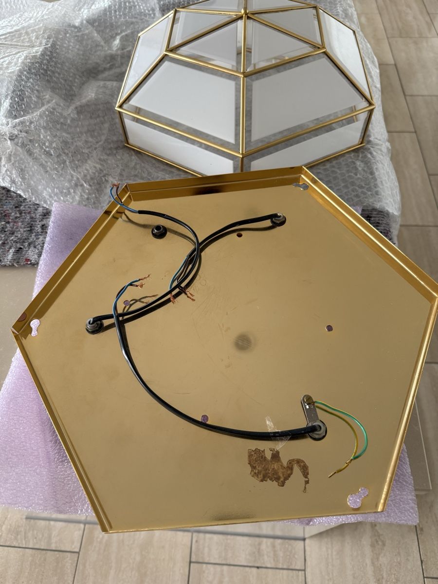 Lustres & lampes de plafonds: 2x Deckenlampe sechseckig – D'occasion à Bülach par Berimbau0 6