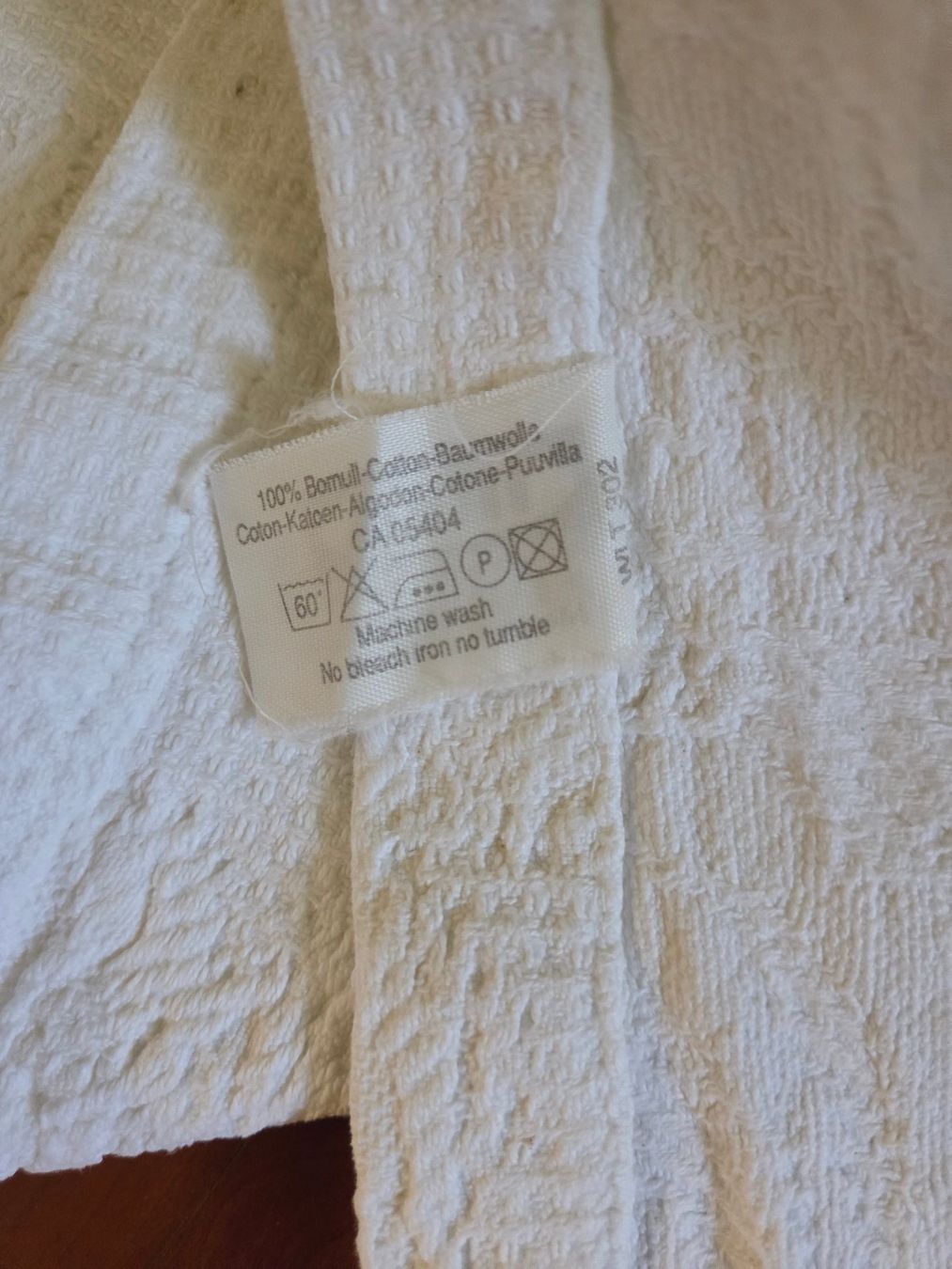 Coperte: 1 weisser Bettüberwurf oder eine Decke – Usato da St. Gallen venduto da Razoon77 1