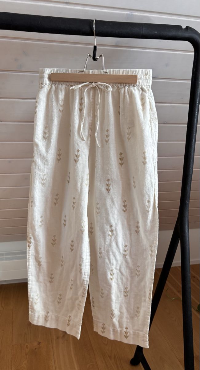 Négligés & Pyjamas: TOAST embroidered pajamas bottoms, xs – Neuf (Voir description) à Kilchberg ZH par ben_pc68 1