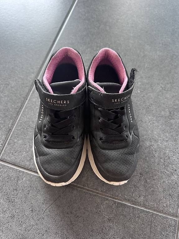 Scarpe per ragazzi: Sketcher Kinderschuh Gr. 30 – Usato da Ottenbach venduto da chrisstader