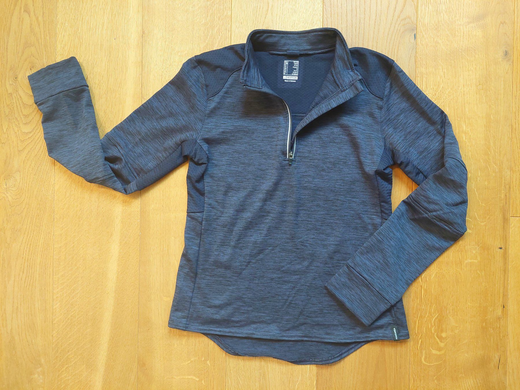 Maglioni & Felpe: Funktion Pulli,dünn, leicht, schnell trocknend, Gr.152=12J. – Usato da Sarnen venduto da Goldesel