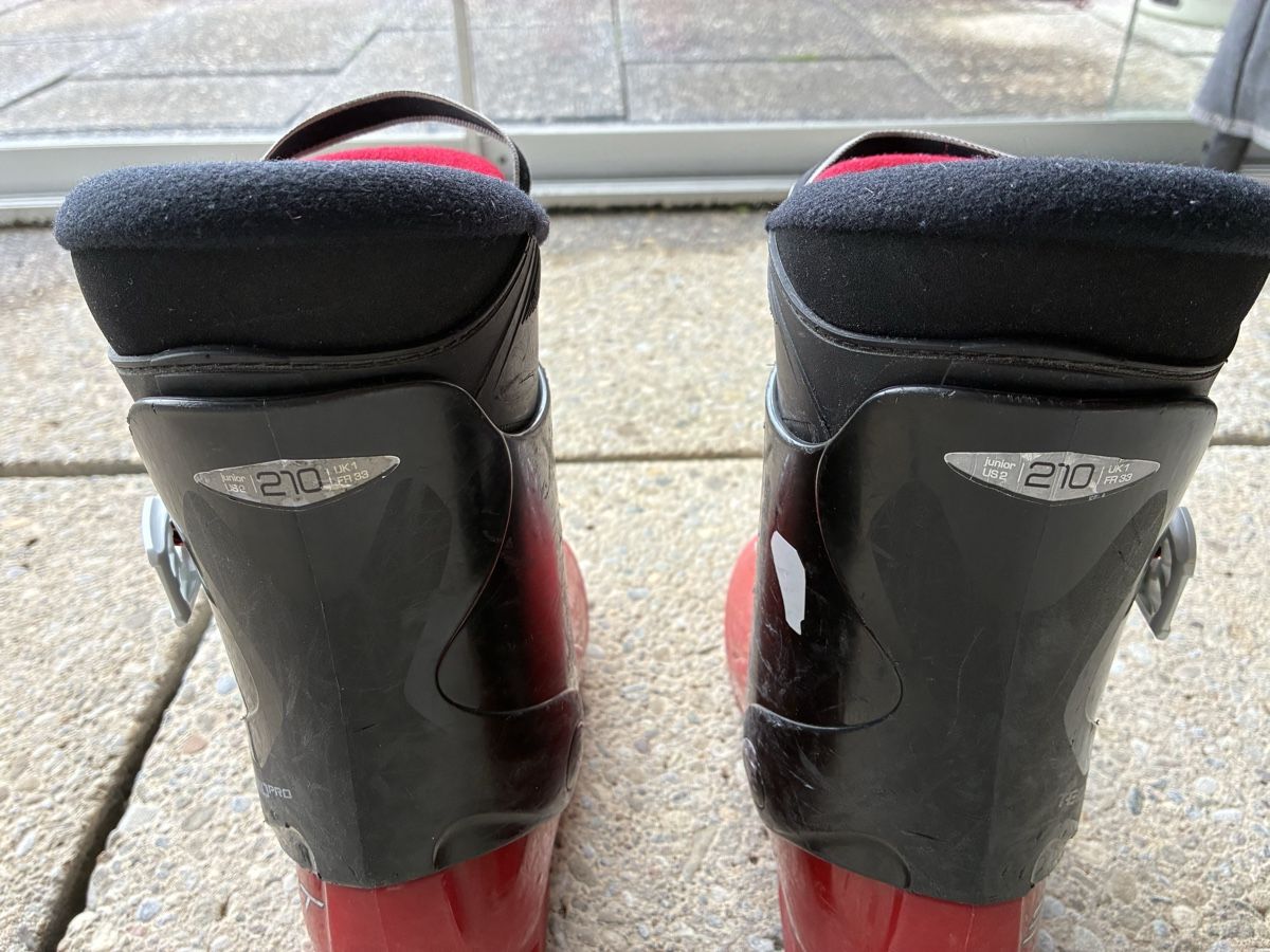 Chaussures garçon: Kinder-Skischuhe – D'occasion à Männedorf par 3sacompany 1