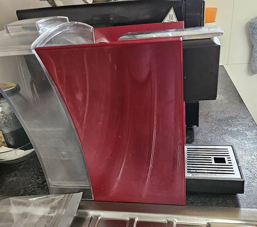 Teiere: Machine à thé Nestlé – Usato da Founex venduto da Ana_2412 2