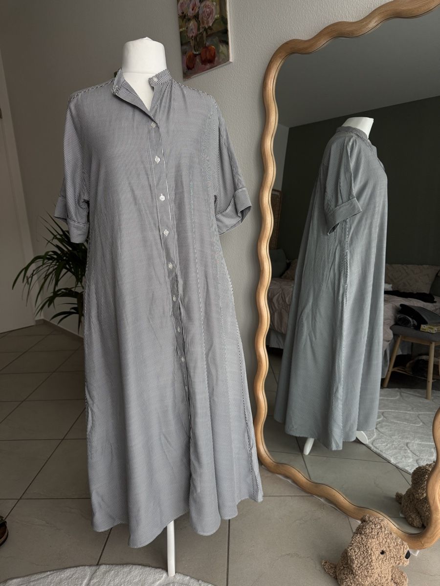 Vestiti: Gestreiftes Kleid dunkelgrau-weiss – Nuovo (secondo la descrizione) da Muttenz venduto da einfach-schoen