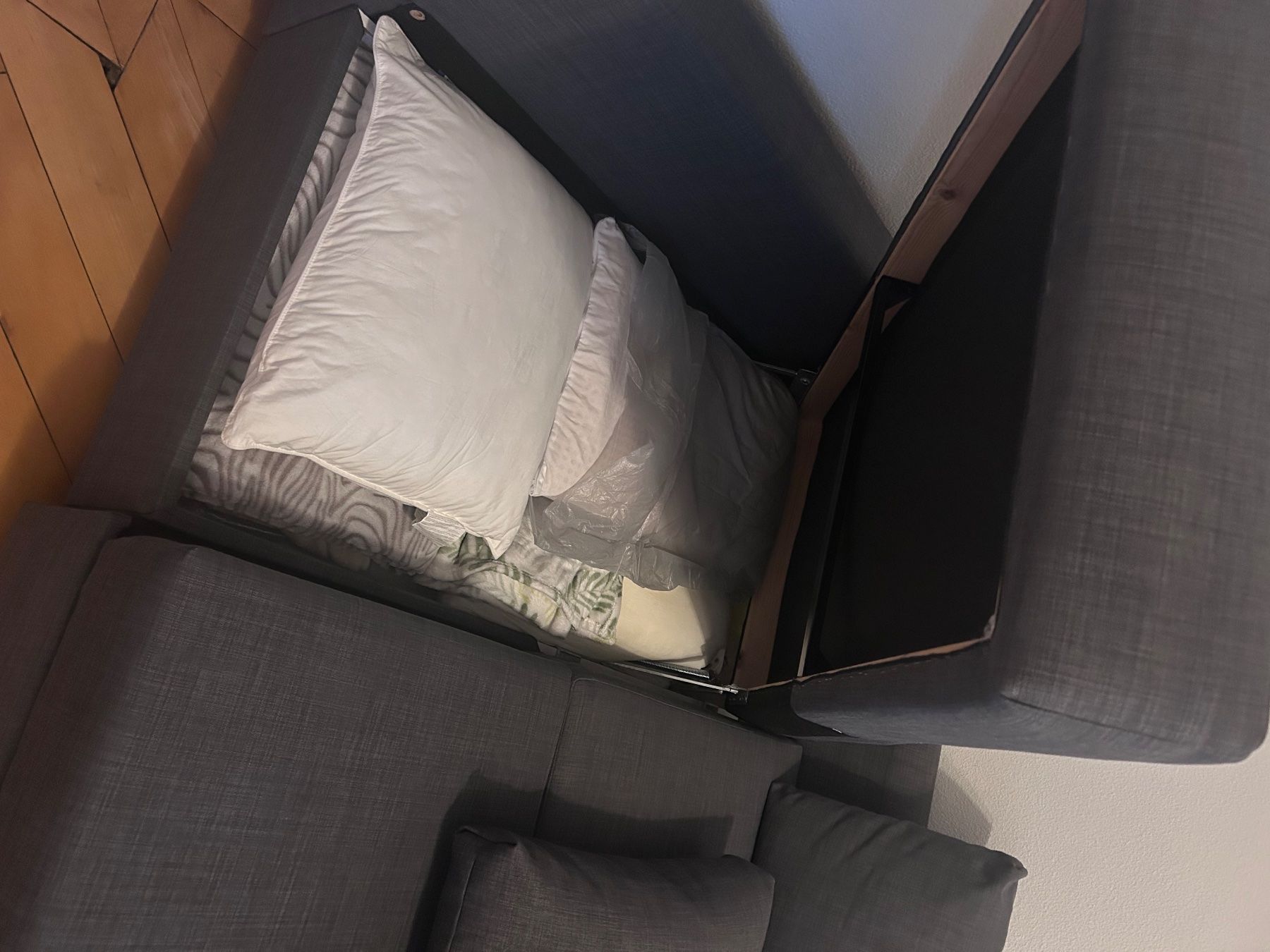 Ikea Divani: IKEA FRIHETEN Eck-Schlafsofa – Usato da Luzern venduto da adr_95wg 2