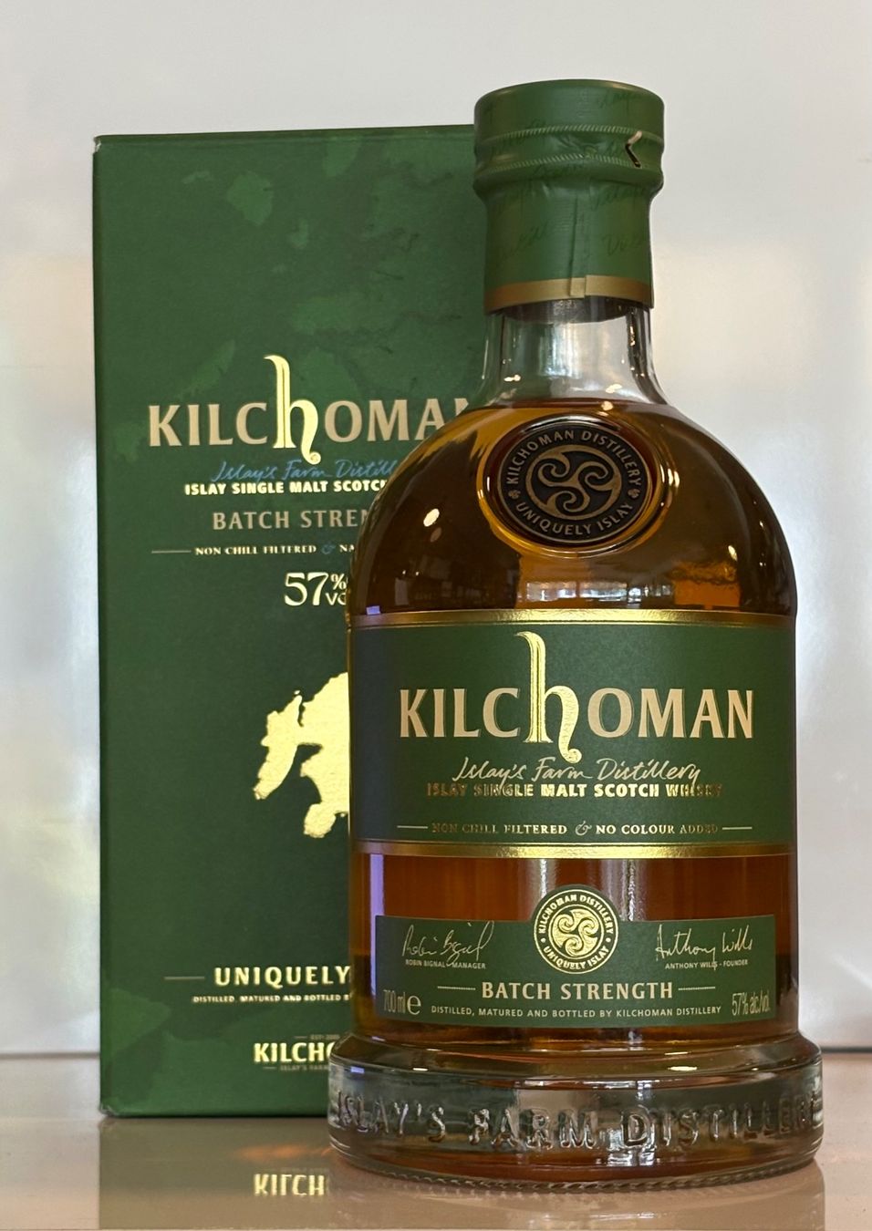 Kilchoman Bevande alcoliche: Kilchoman Batch Strength 57% – Nuovo e nell'imballaggio originale da Nyon venduto da Vitriole