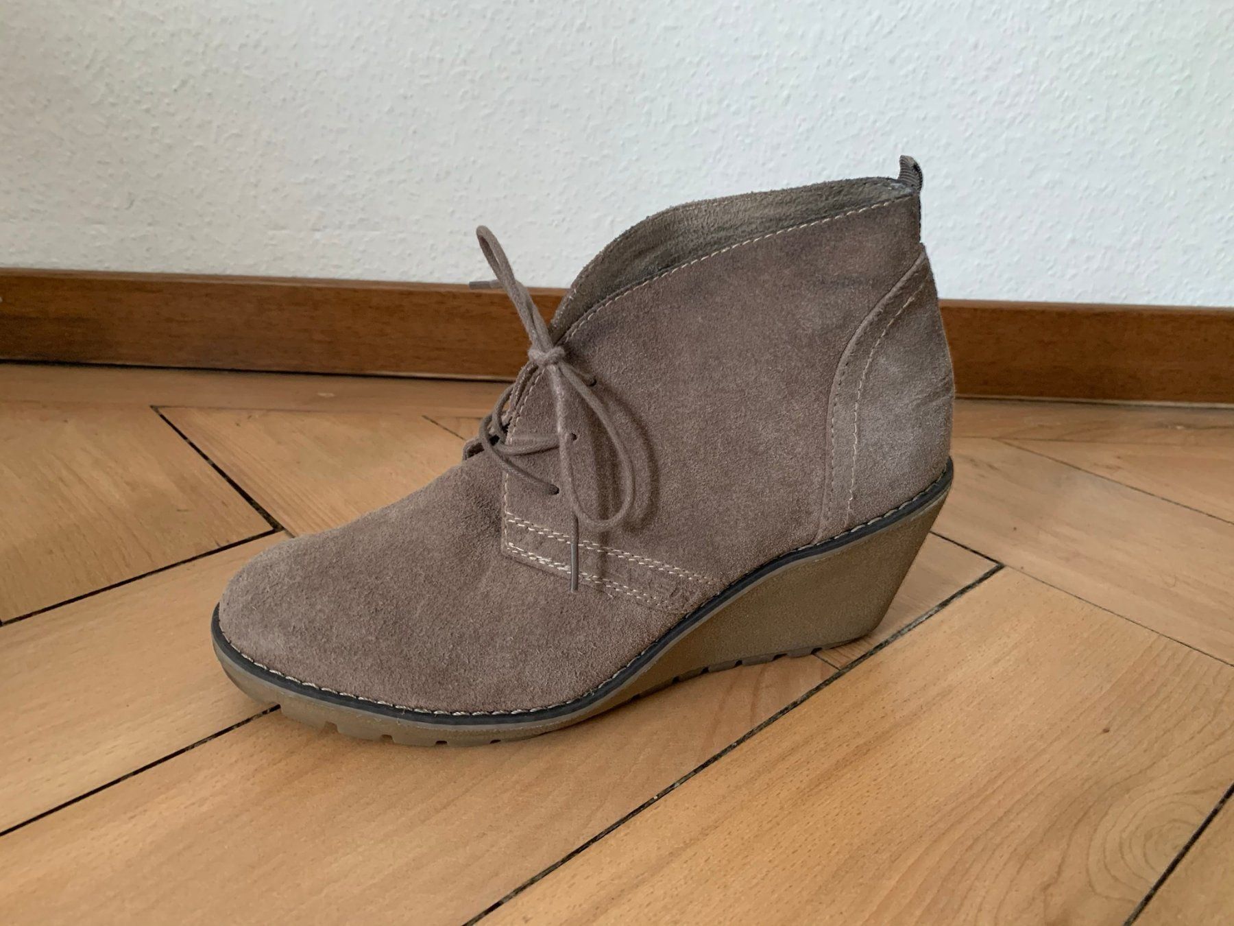 S.Oliver Damenschuhe: S.OLIVER - Wildleder Ankle Boots 39 – Gebraucht aus Zürich von Diazaio 1