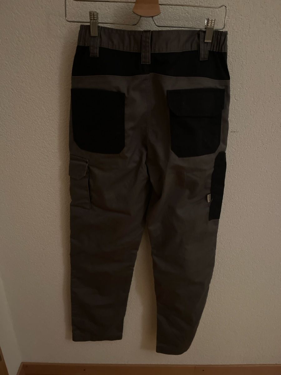Pantaloni: Pantalon de travail – Nuovo (secondo la descrizione) da Mont-sur-Lausanne venduto da Pioutch 1