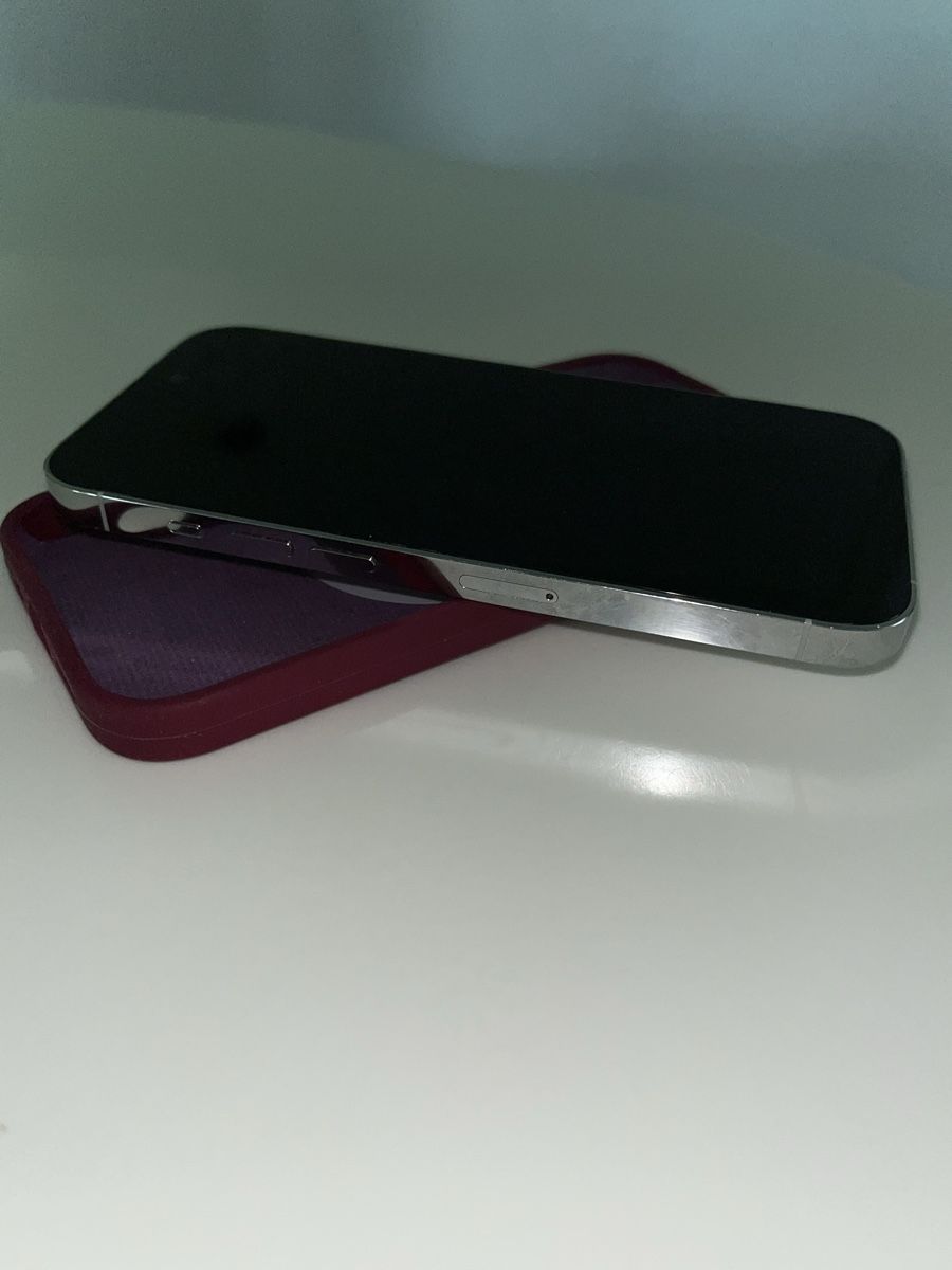 Apple Telefoni cellulari / Smartphones: iPhone 14 Pro – Difettoso da Winterthur venduto da Bambus6 5