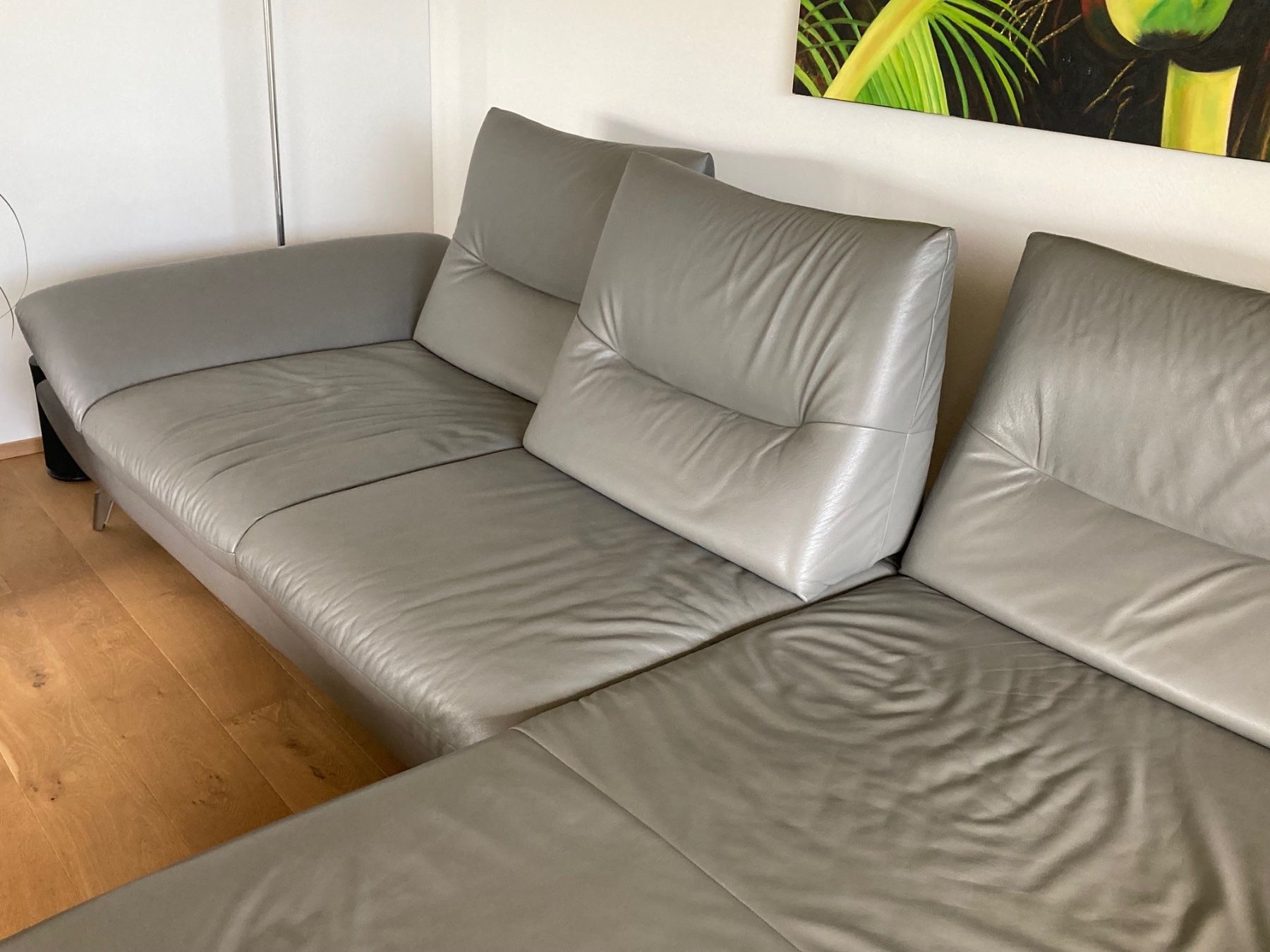 Sofas: Graues Echtleder Longchair-Sofa – D'occasion à Adligenswil par koc_575g 1