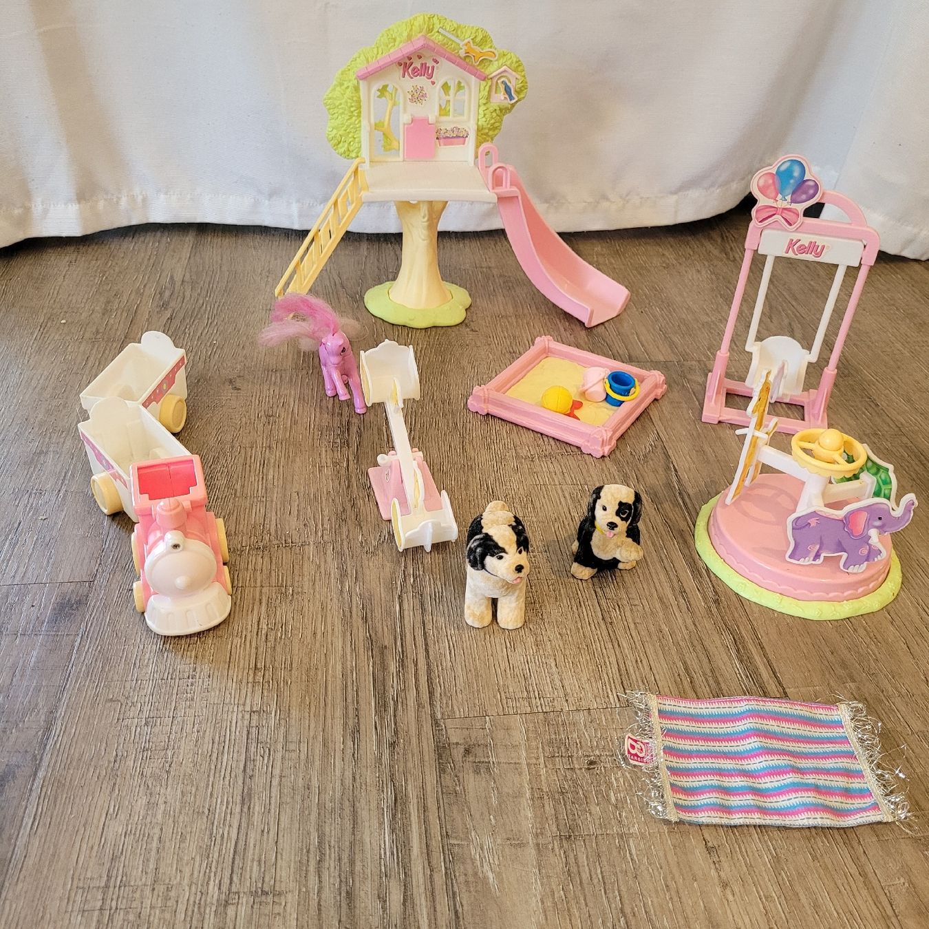 Giocattoli: Barbie, Auto, Kelly Spielplatz Set – Usato da Niederbuchsiten venduto da klengyel 2