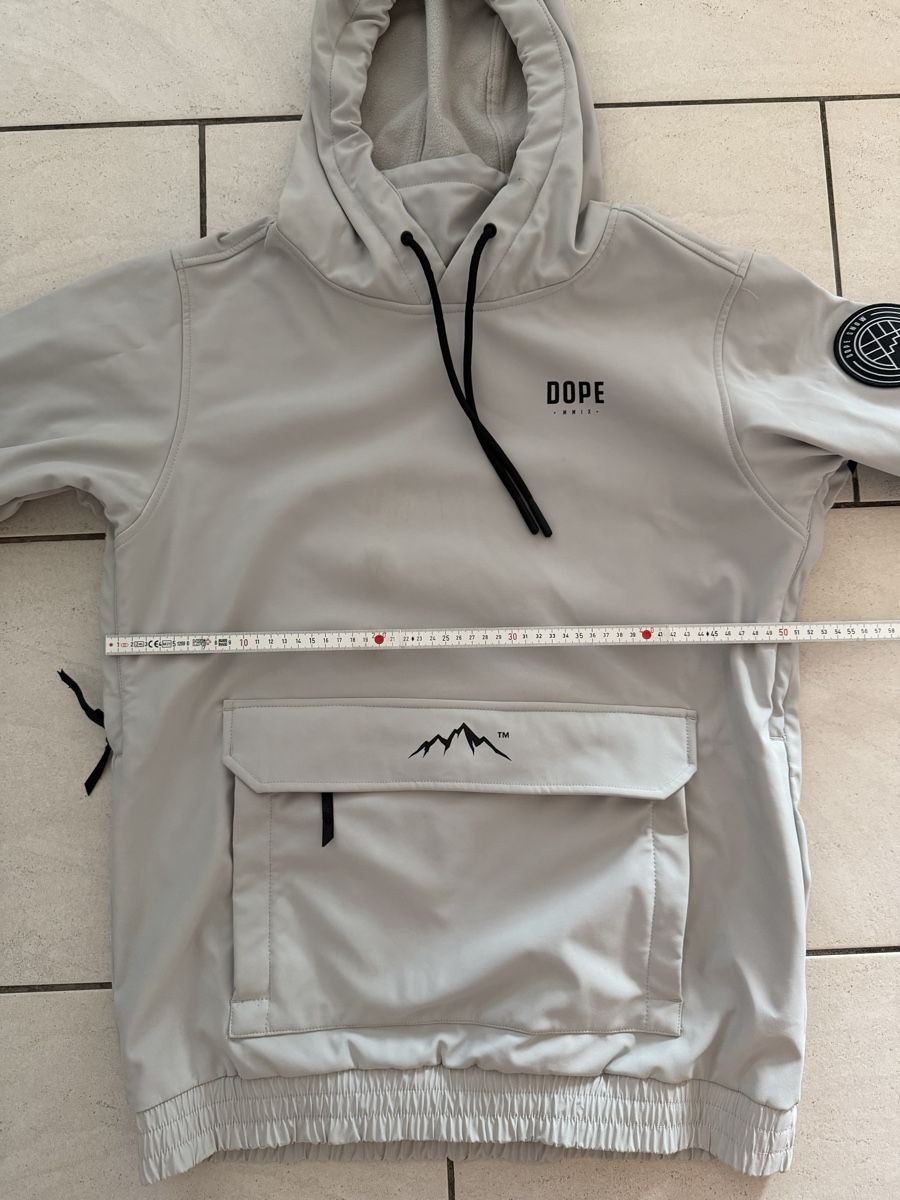 Dope Giacche: Softshell-Jacke Dope – Usato da Holzhäusern ZG venduto da Selinnnnn1 1