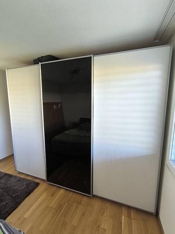 Armadi: Kleiderschrank 270cm – Usato da Vordemwald venduto da Mueuer