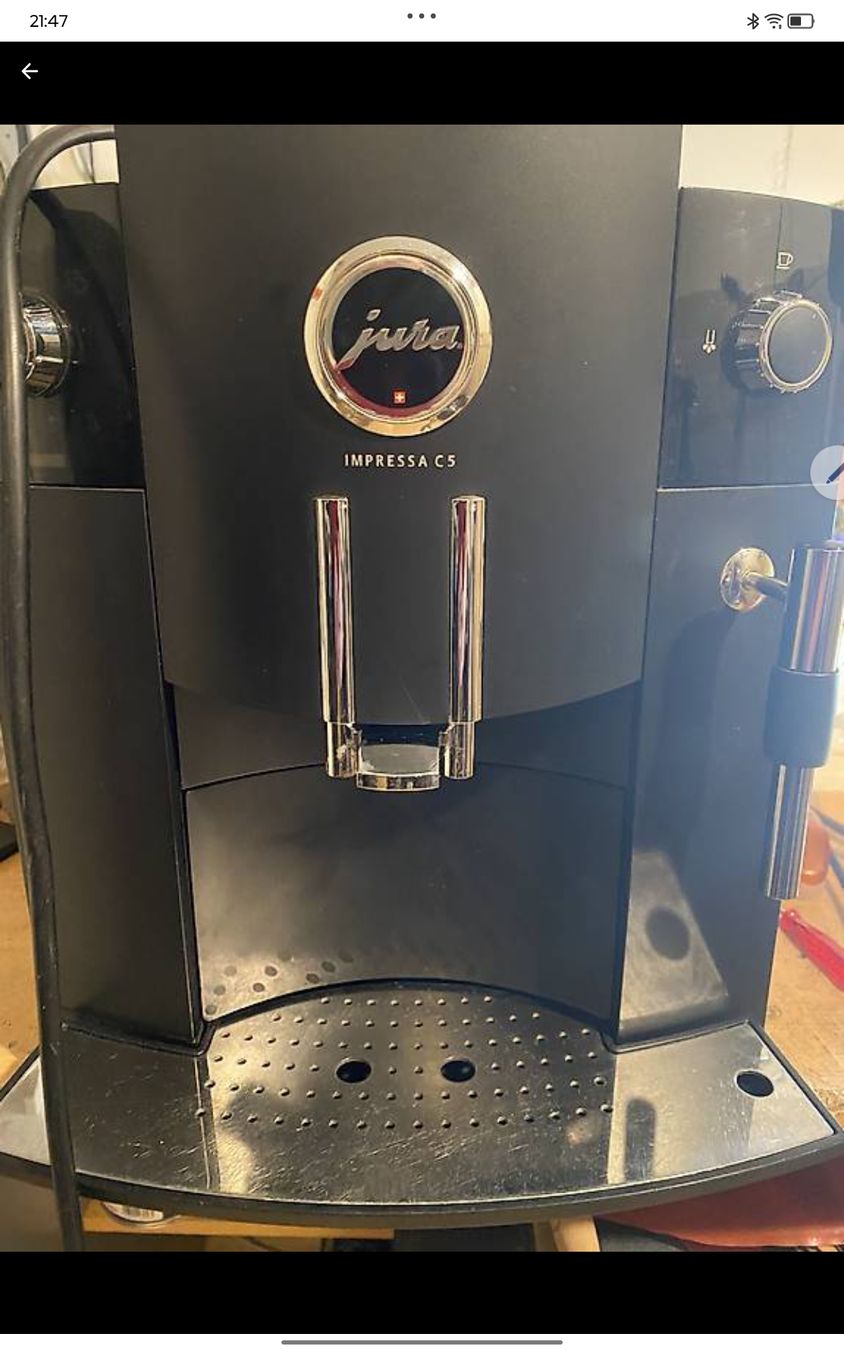 Jura Kaffeemaschinen & Espressomaschinen: Jura C5 ab Service – Gebraucht aus sulgen von 270963