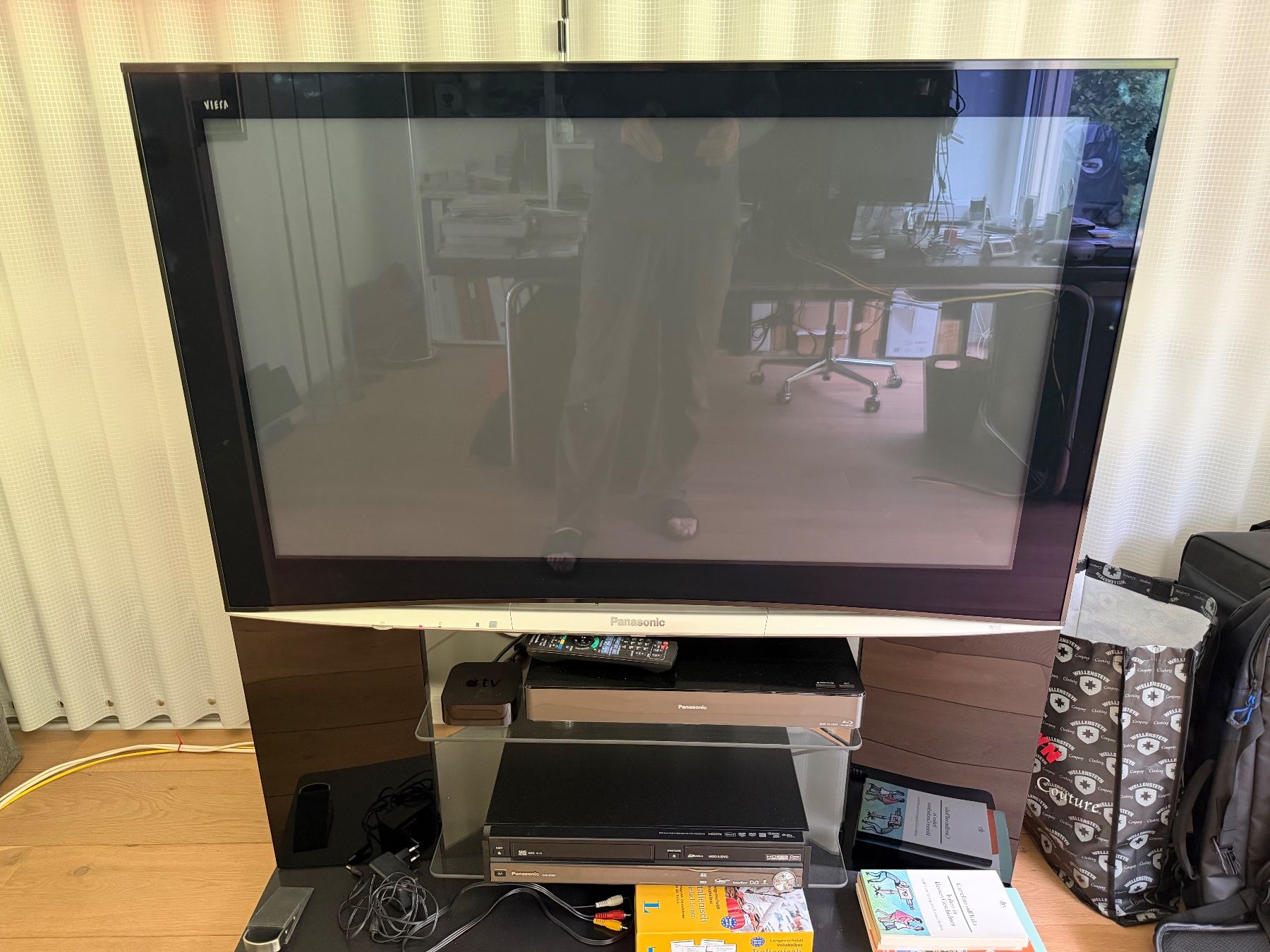 Televisori: Panasonic TH-42PZ800E Plasma-TV – Usato da Erlinsbach venduto da Reinhold