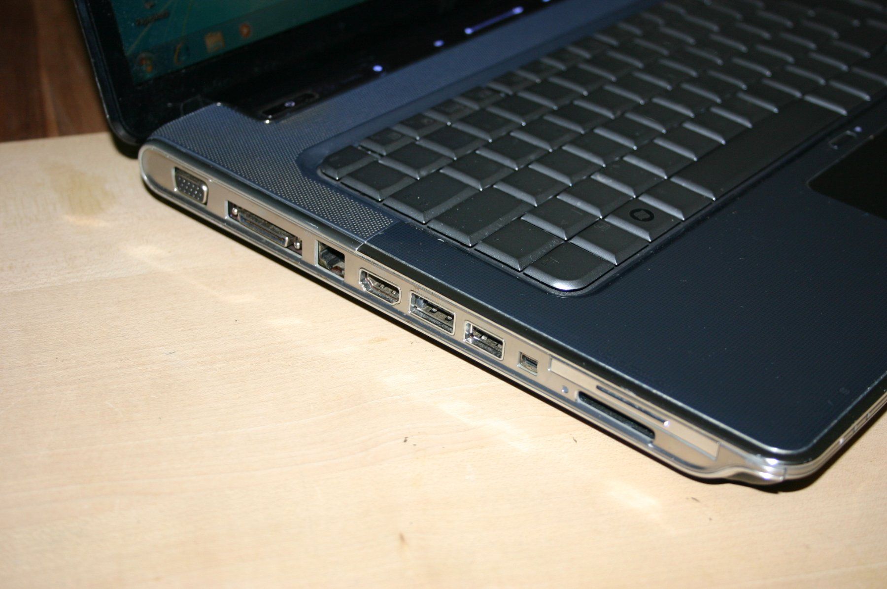 Hewlett Packard Notebook: Schönes HP DV5 Glanznotebook mit Win7 32Bit – Usato da Stettlen venduto da Bigjm 3