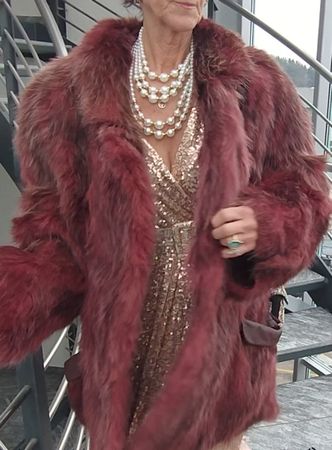 Pelzmantel Pelzjacke rot (letzte Chance)