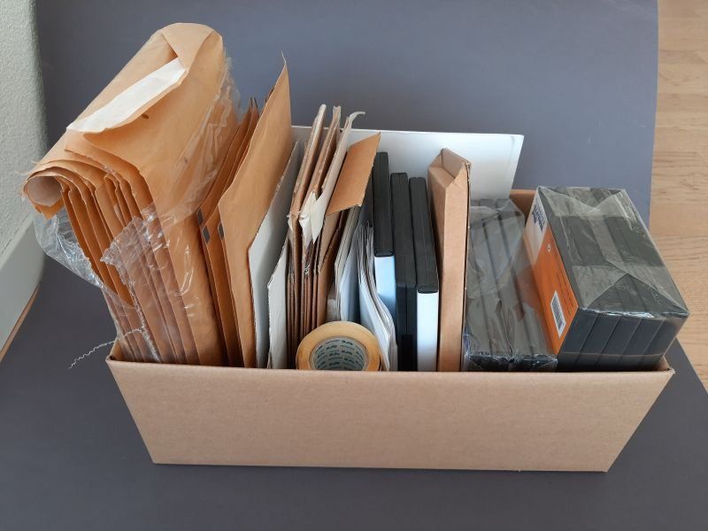 Materiale di riempimento: Verpackungsmaterial div. – Usato da Oberengstringen venduto da Goldhase01