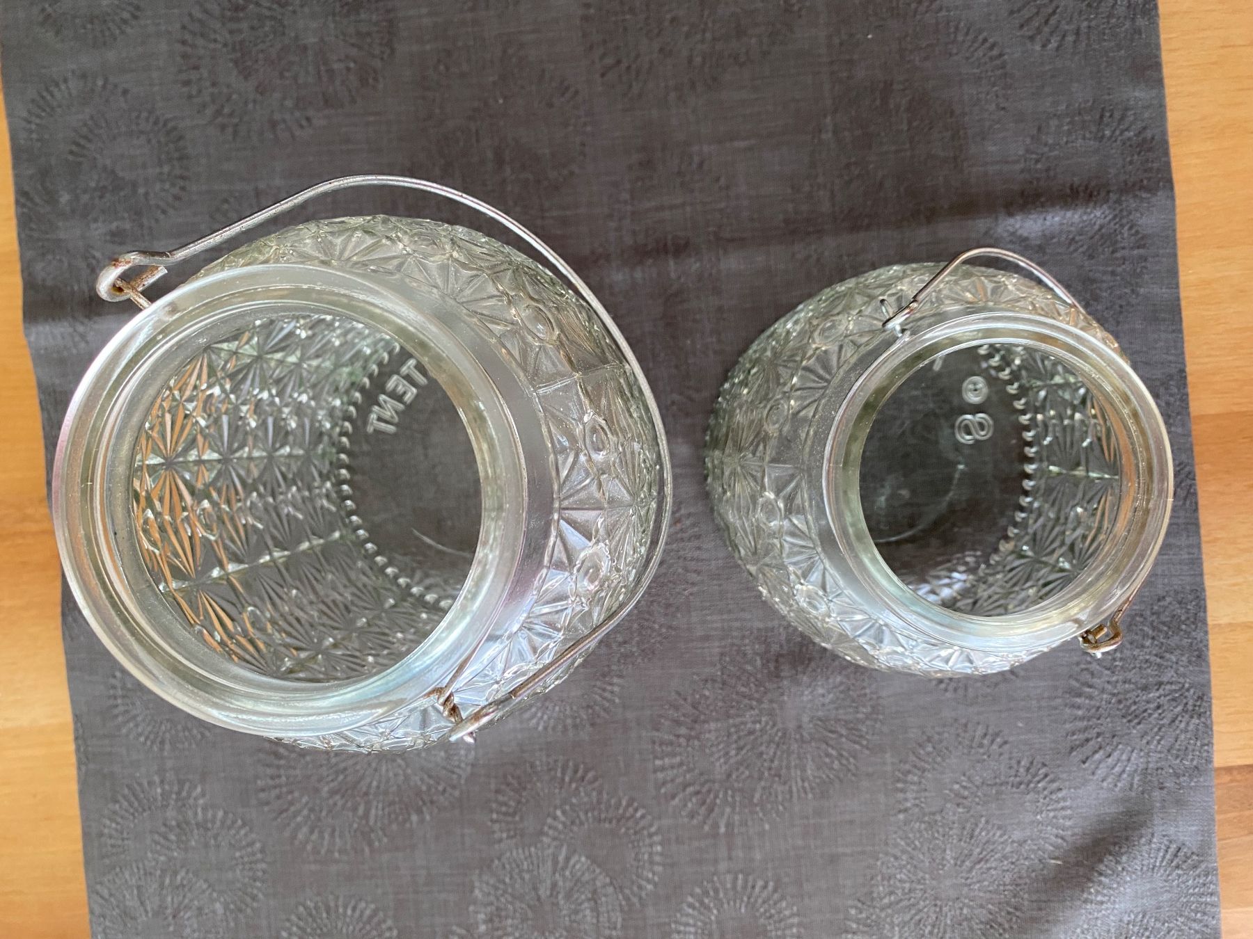 Kerzenständer: 2 Windlichter im Glas Design Stern Muster Deko – Gebraucht aus Eschenbach LU von beer05 3