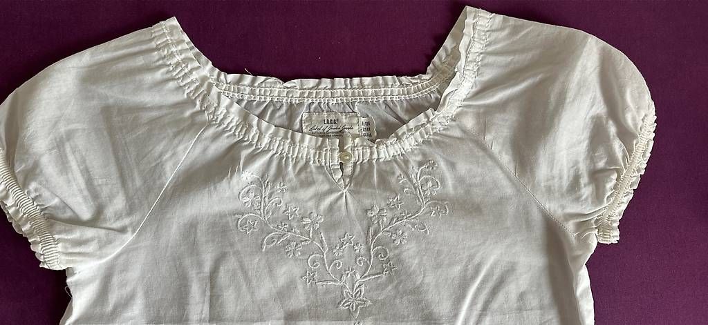 Camicette, T-shirt & Top: Bluse weiss 128cm – Usato da Merlischachen venduto da tsb-2025 1