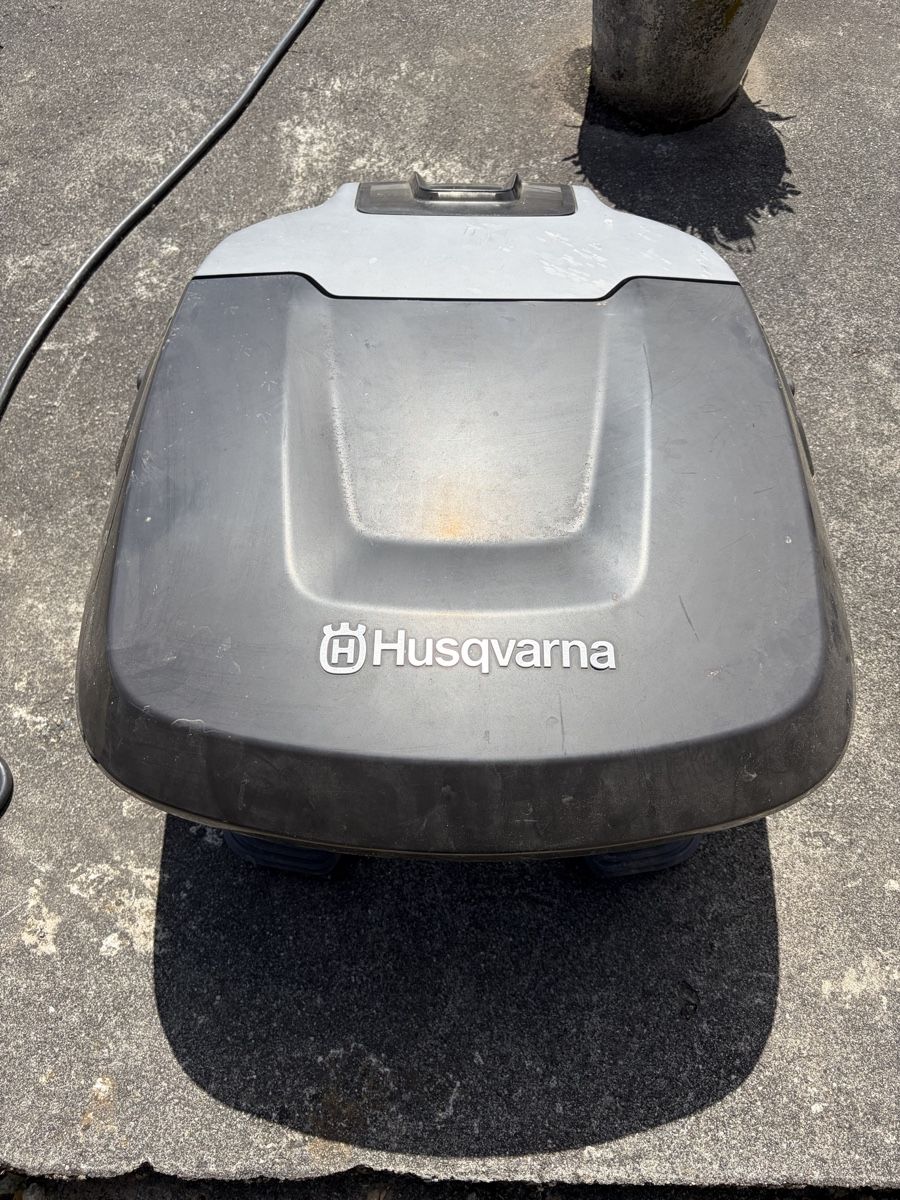 Husqvarna Tagliaerba: Husqvarna automower 315X – Usato da Cordast venduto da Cozy22 6