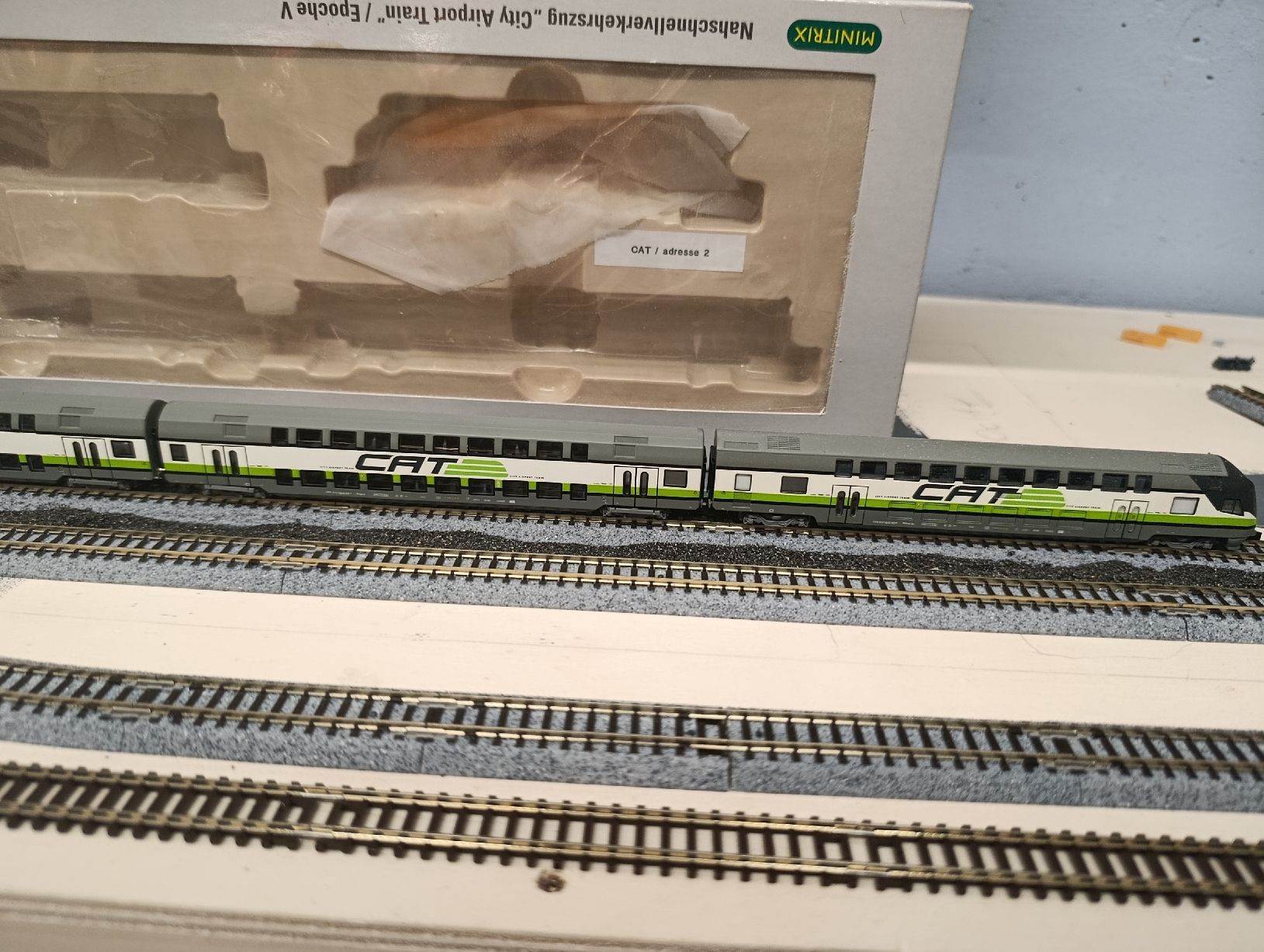 Trix Modelleisenbahnen: ÖBB Set City airport train digital Minitrix – Gebraucht aus Lavey-Village von pas_7xd2 2