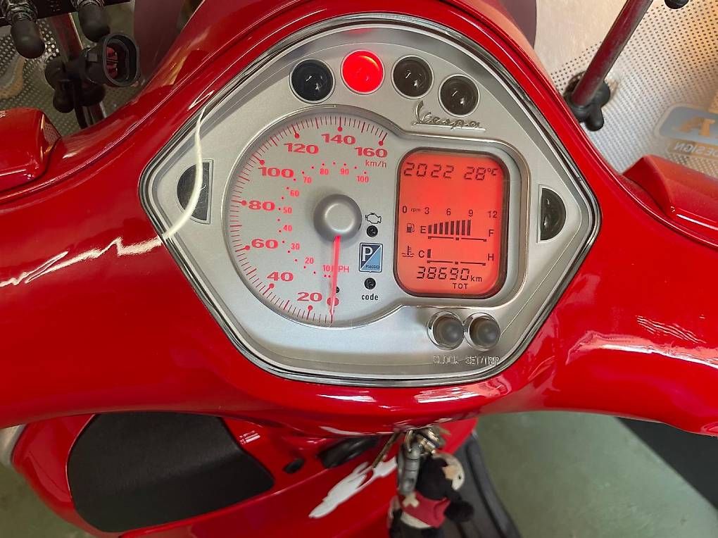 Scooter: Vendo vespa in perfetto stato – Usato da Caslano venduto da RainaG 4