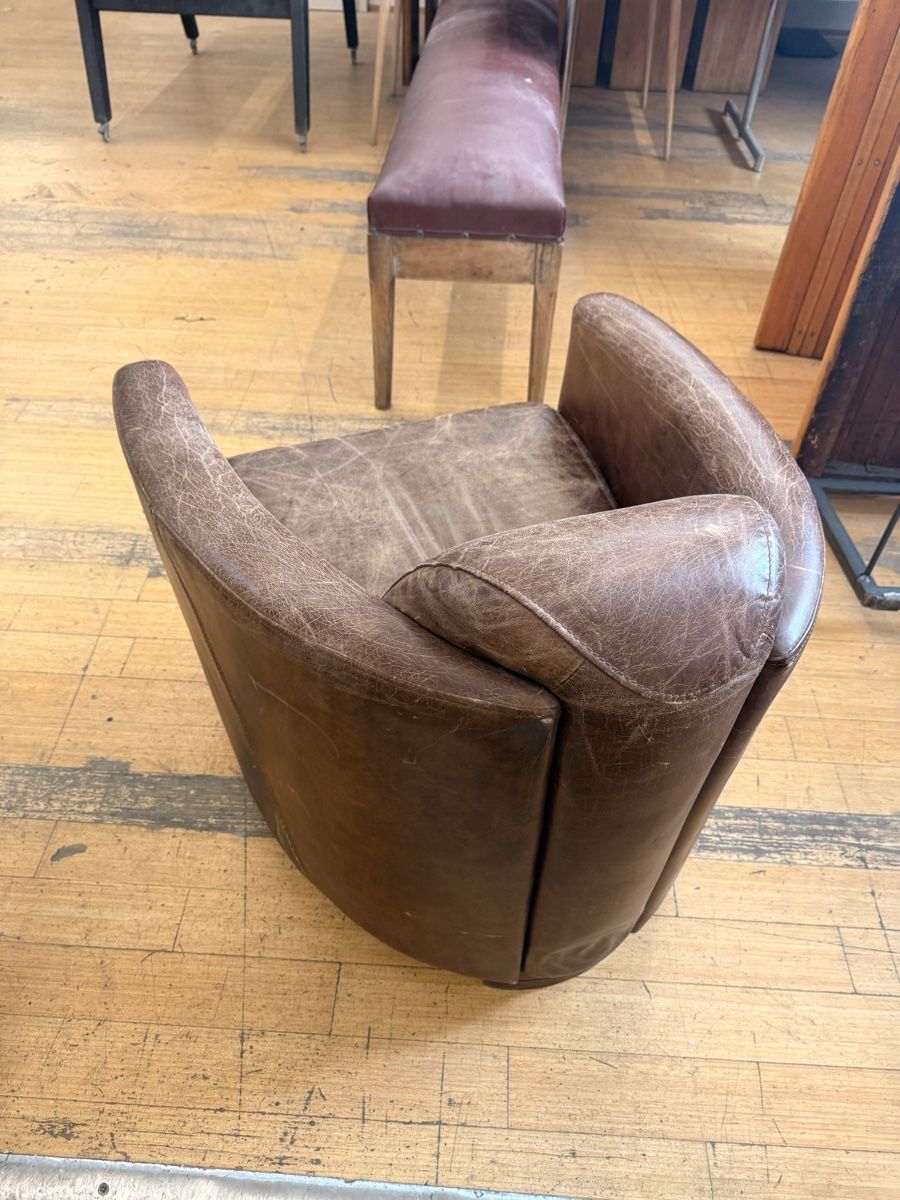 Poltrone: ArtDeco Ledersessel – Usato da Zürich venduto da Moreandmore 2