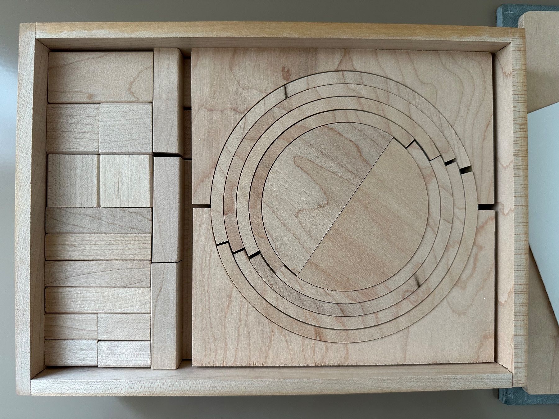 Kit di costruzioni: Frank Lloyd Wright Archiblocks (Guggenheim Bausatz) – Usato da Basel venduto da Pulcinella34 1