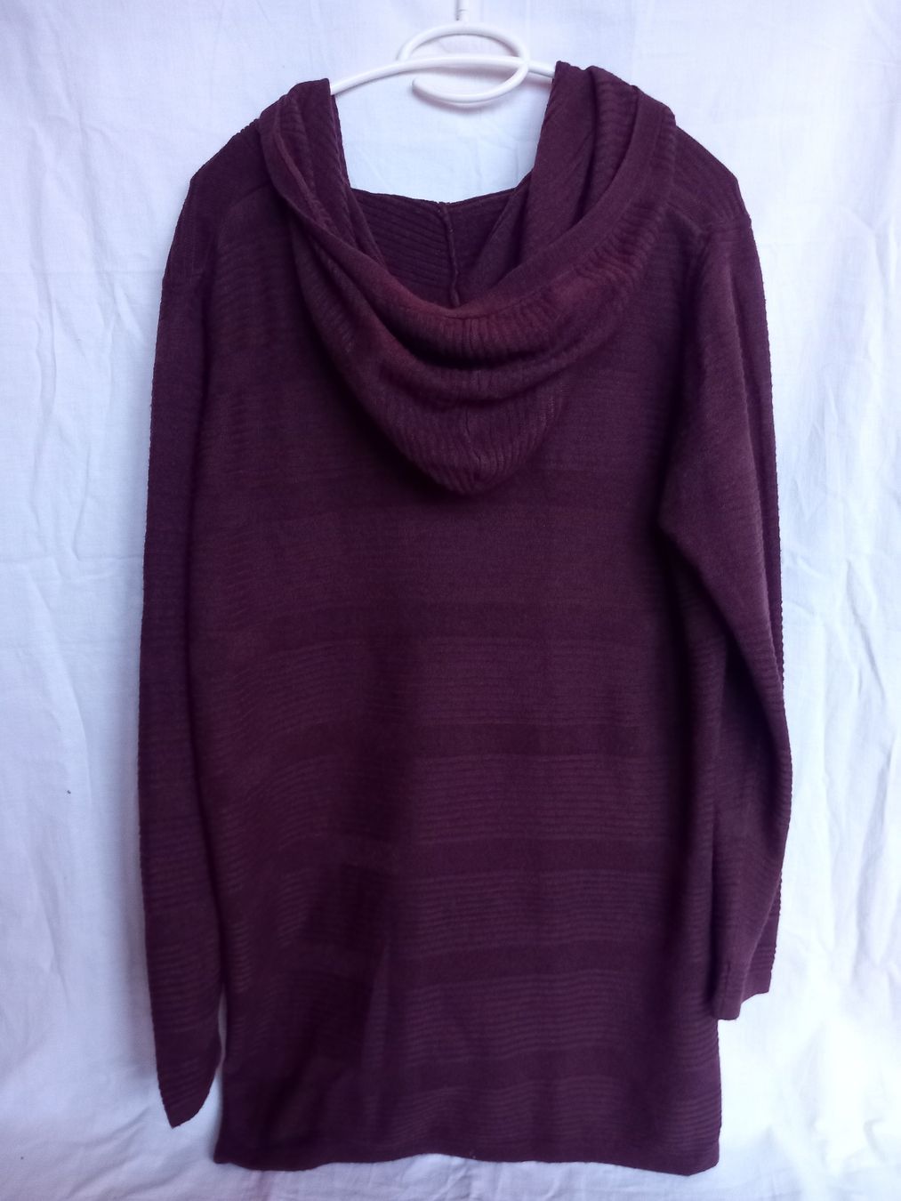 Jacken: Cardigan violet à capuche – Gebraucht aus Faoug von per_kp6r 1