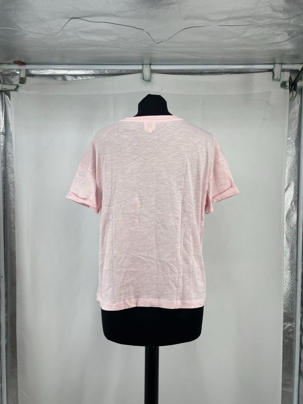 Des Petits Hauts T-shirt: PETITS HAUTS T-shirt rose – Usato da Lausanne venduto da PlusValue_Lausanne 3