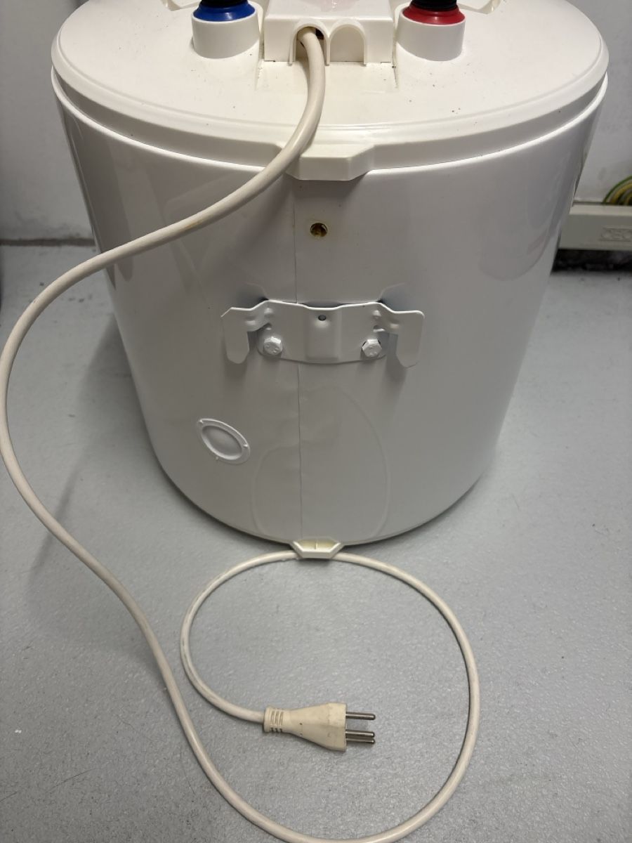 Atlantic Sanitari: 15 l. Wasserboiler Elektrisch von atlanic – Nuovo (secondo la descrizione) da Rümlang venduto da baselsale1 2