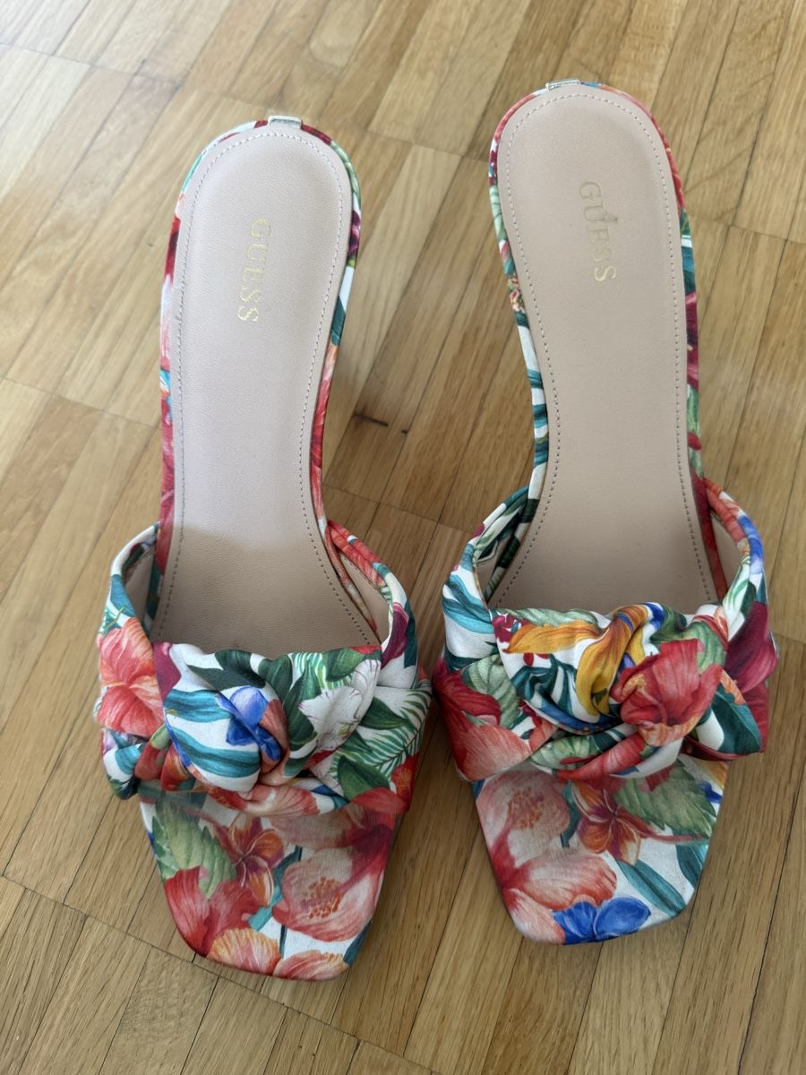 Guess Scarpe da donna: GUESS Kitten Heel Absatzschuhe – Usato da Wallisellen venduto da galgiu 1
