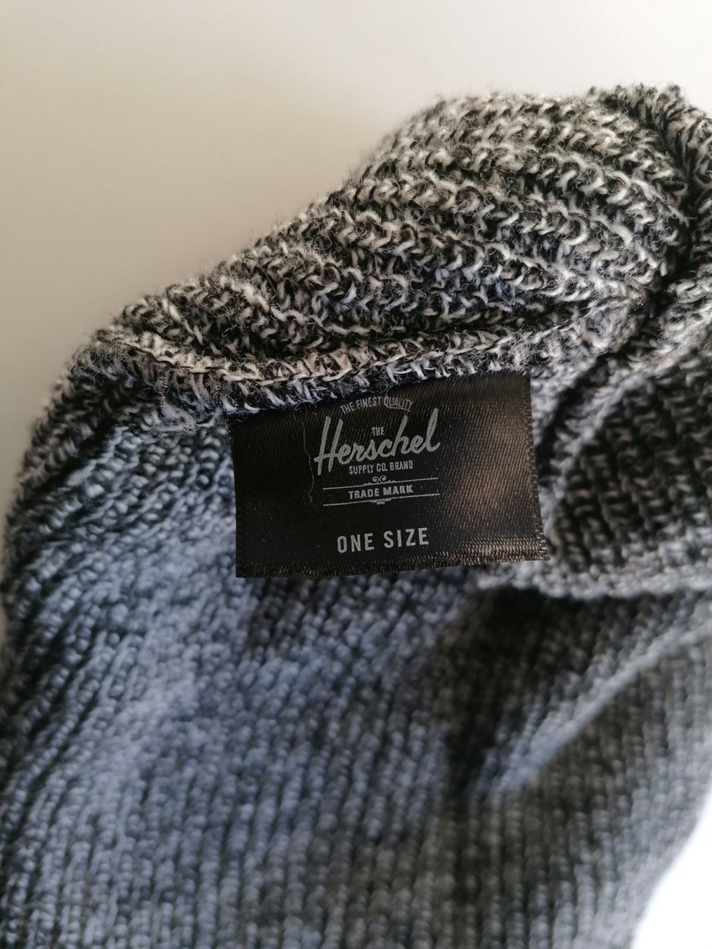 Herschel Copricapi, berretti & cappellini: Herschel Beanie – Nuovo (secondo la descrizione) da Bottmingen venduto da dah_cfj9 2