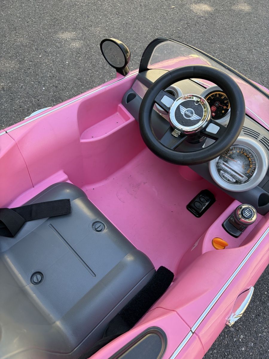 Véhicules pour enfants: Mini  Cooper elektro  – D'occasion à Benglen par Dubai1234 2