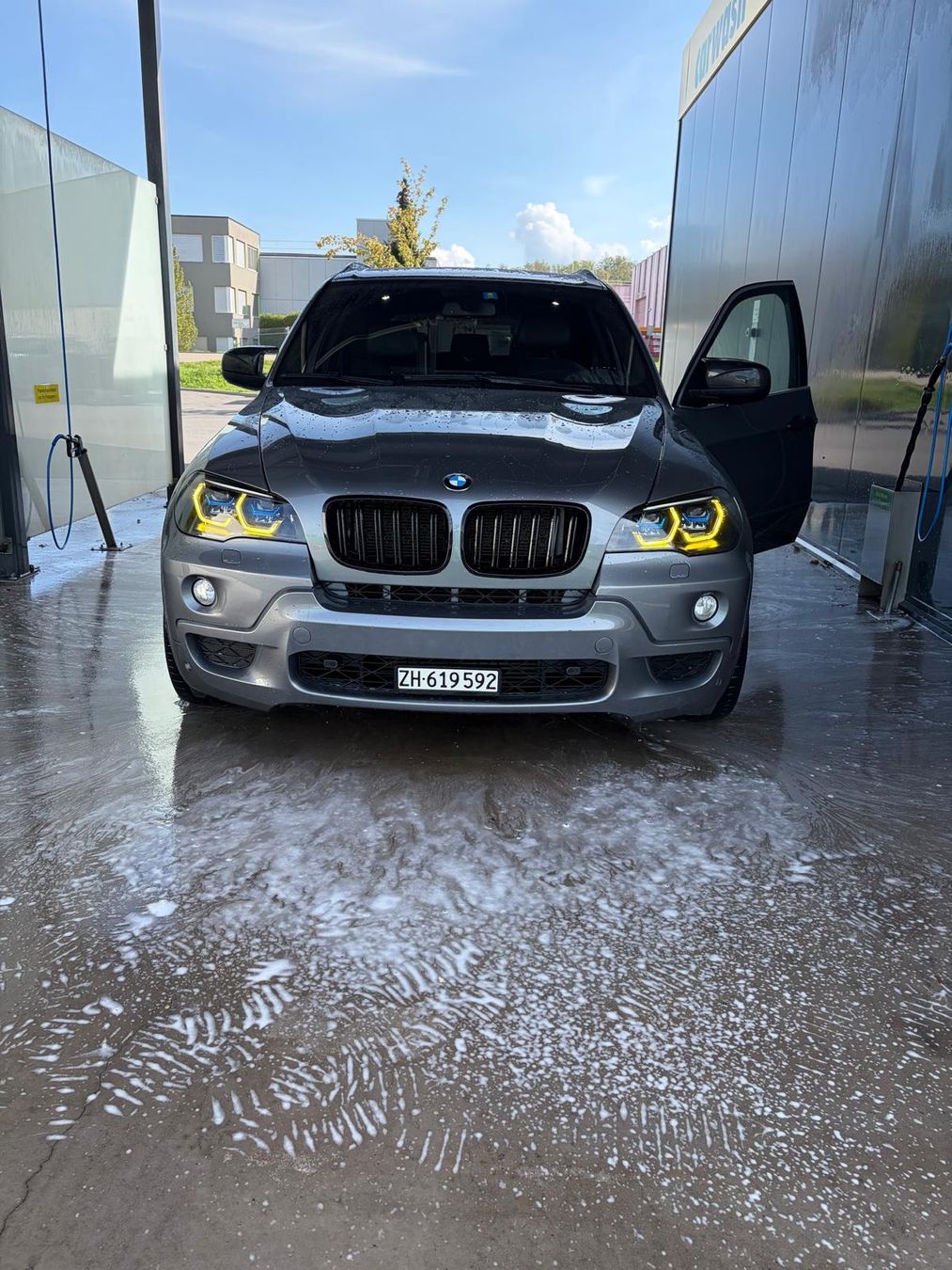 BMW Autos: Einmaliger BMW X5 E70 (frisch ab MFK) – D'occasion à Laupen par TecProPalmer1092 2