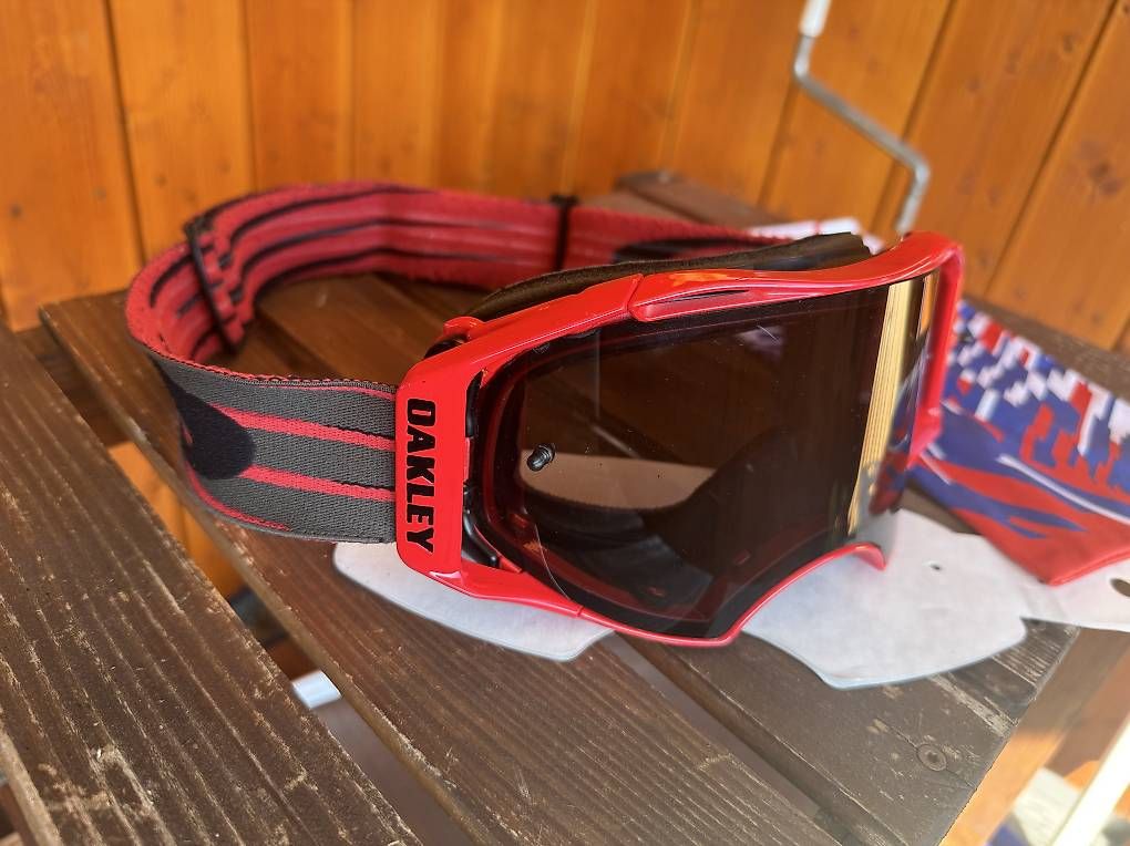 Occhiali & Lenti: OAKLEY AirBrake mx – Usato da Schinznach Dorf venduto da rolischwaller