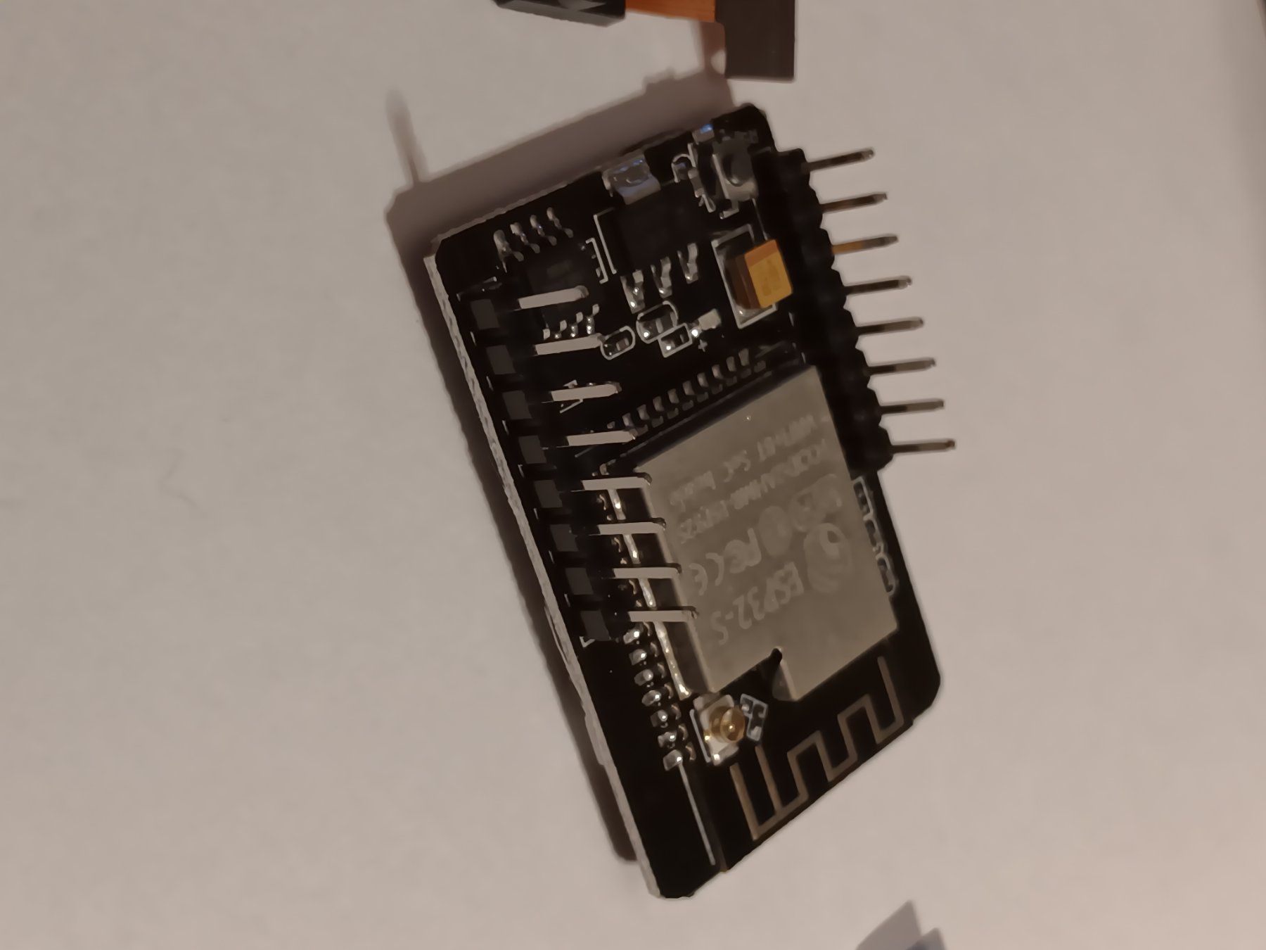 Componenti elettronici: ESP32-CAM mit OV2640 Kamera Modul Set – Nuovo e nell'imballaggio originale da Ermatingen venduto da rik4rdo 1