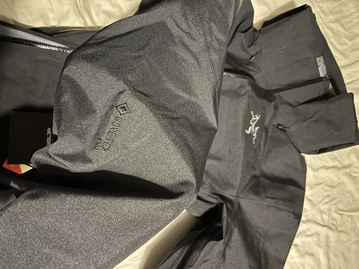Arcteryx Giacche: Arcteryx Bêta Ar black S – Nuovo e nell'imballaggio originale da Lausanne venduto da lca_d2pn 6