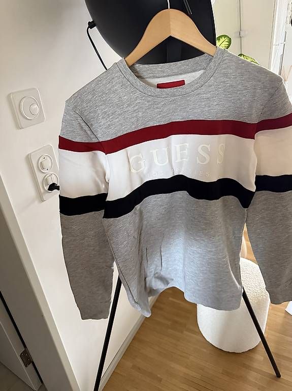 Guess Maglioni & Felpe: Guess Pullover – Usato da Schlieren venduto da pde_l8td
