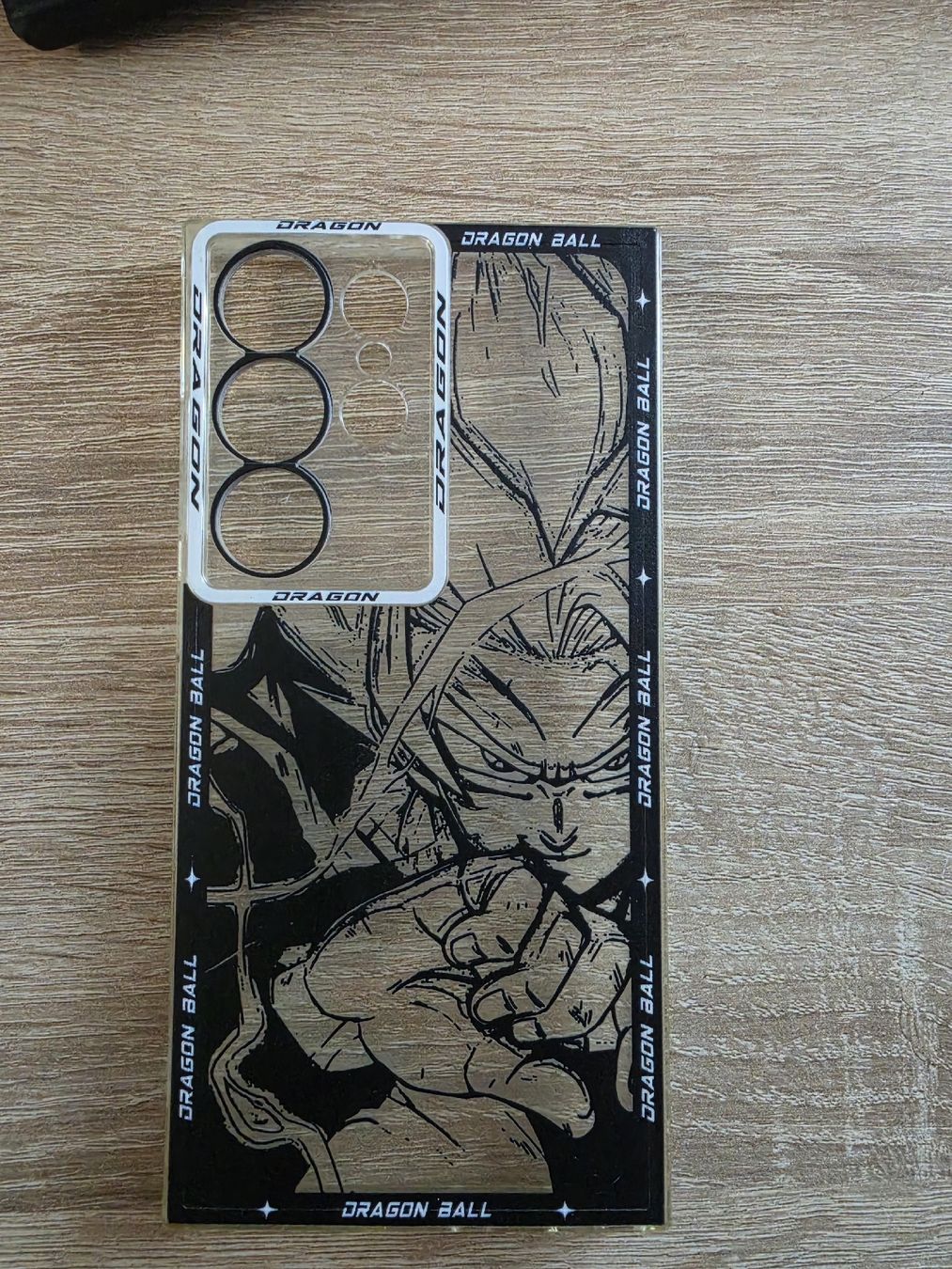 Samsung Cover & Protezioni schermo: Cover S24 Ultra Dragonball – Nuovo (secondo la descrizione) da Bellikon venduto da Kekko11