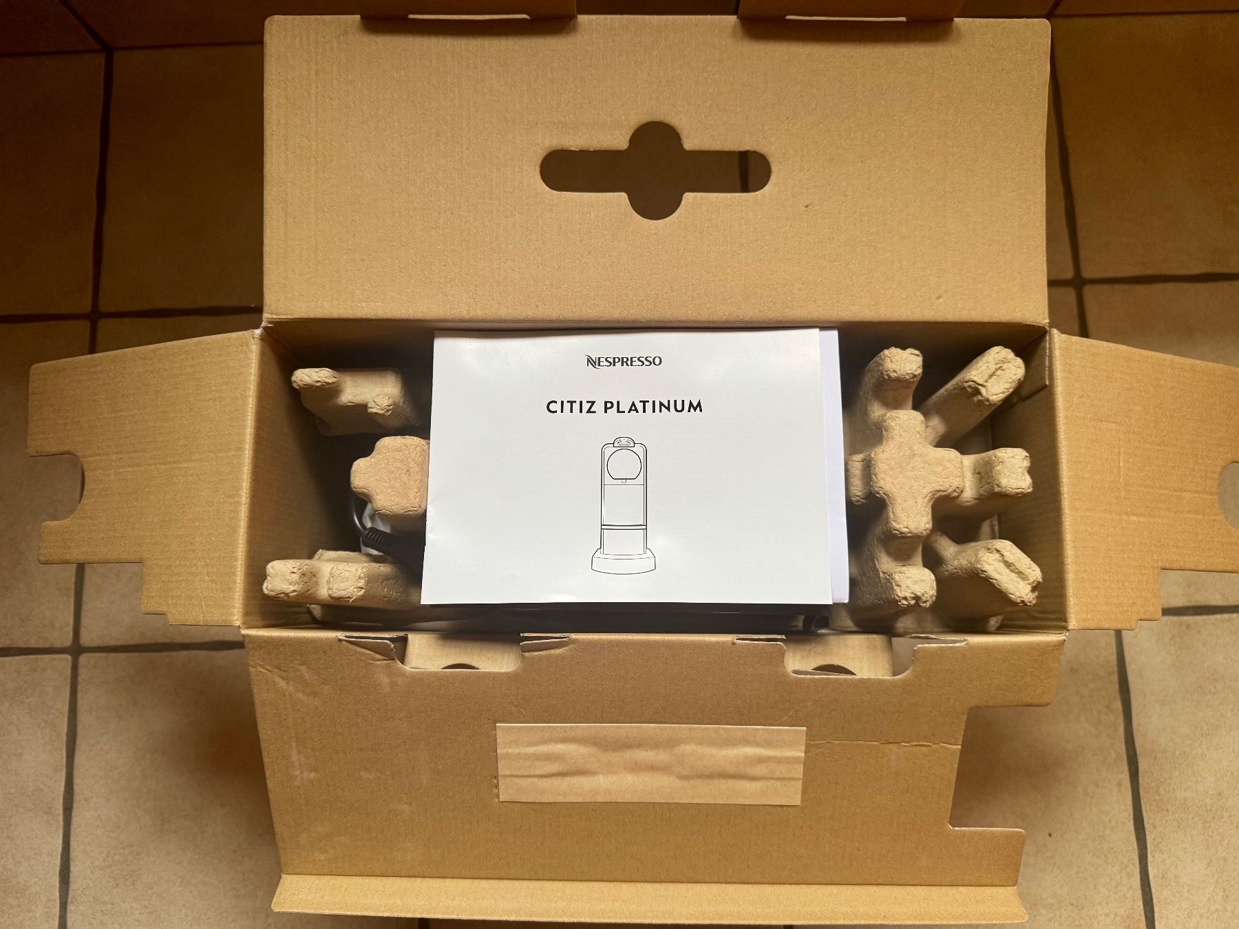 Nespresso Macchine per caffè & Macchine per espresso: Machine à café Nespresso Citiz Platinum DeLonghi – Nuovo e nell'imballaggio originale da Cressier FR venduto da arnoos 5
