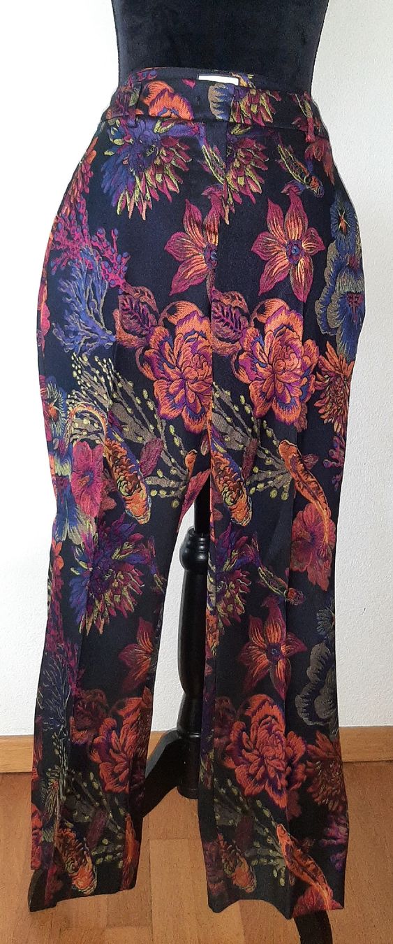 Pantalons: Hose Seductive Stoffdruck Grösse 40  – Neuf (Voir description) à Uster par kgw78