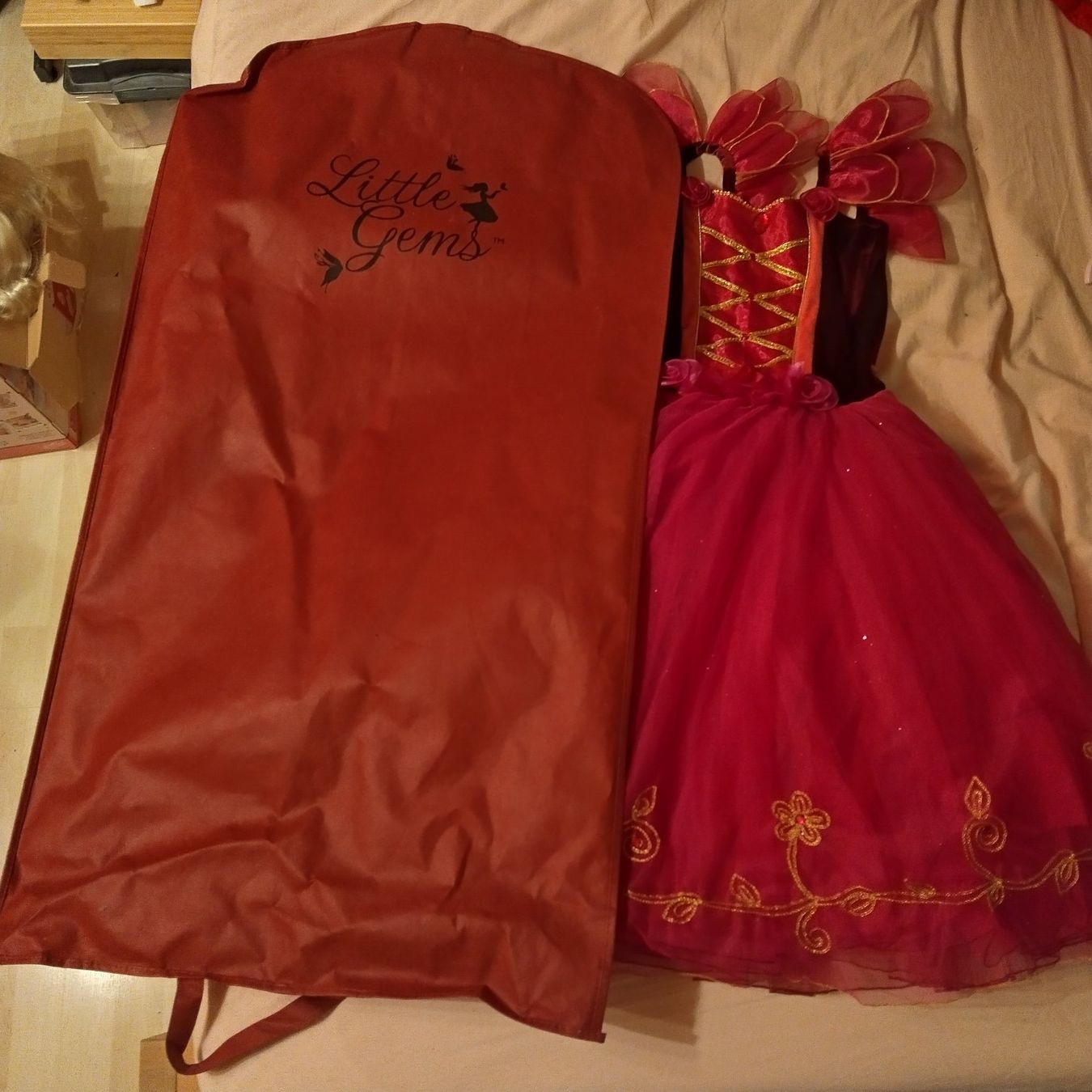 Costumi: Prinzessinnen Kleid – Usato da stallikon venduto da dubdub24 1