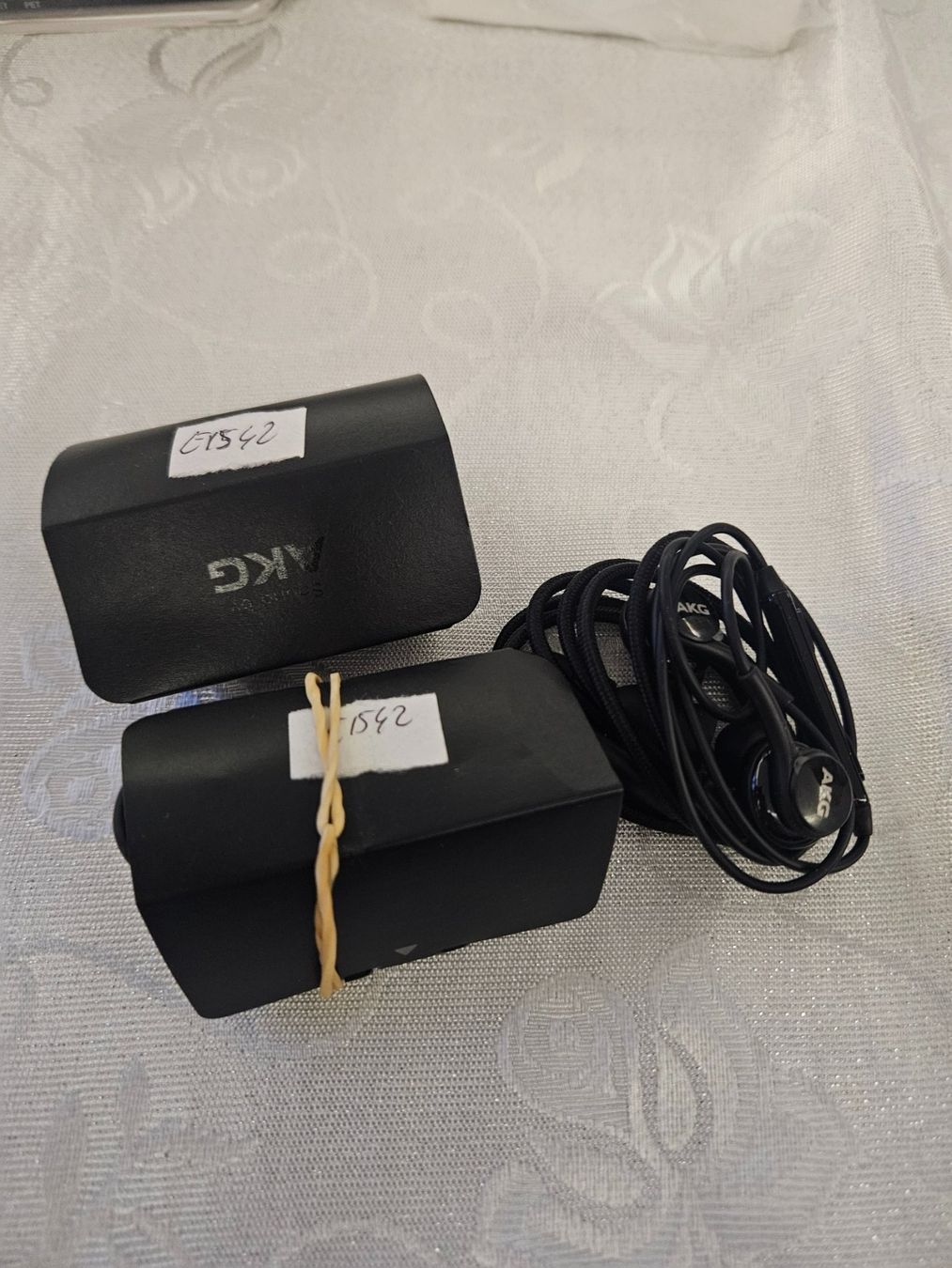 Samsung Cuffie: AKG Samsung EO-IC100BBEG Type-C Usb-C Ecouteur - Noir – Nuovo e nell'imballaggio originale da Valentigney venduto da OrigineProd