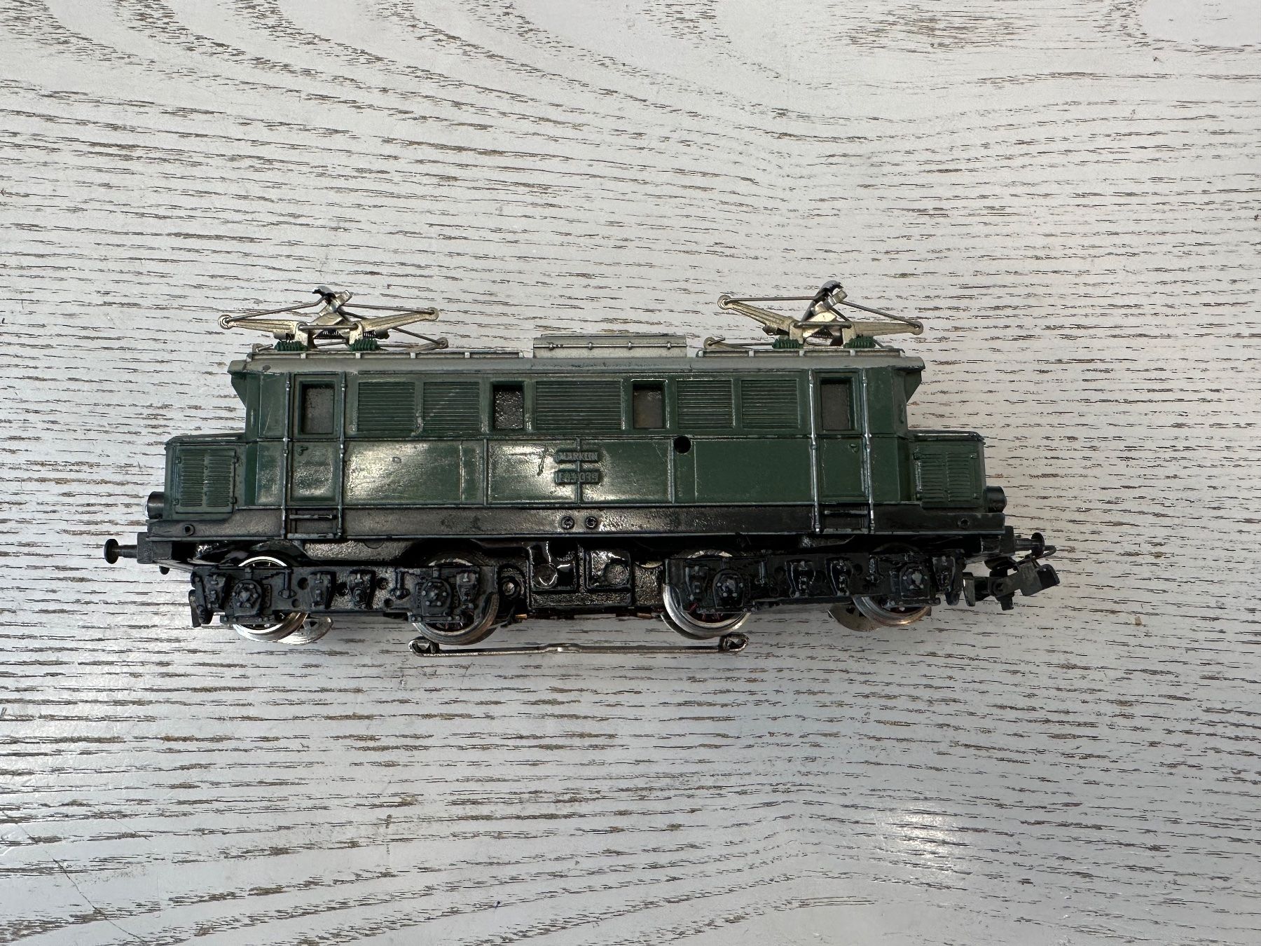 Märklin Modellini di ferrovie: Märklin SET 800 DB BR E44 – Usato da Lupsingen venduto da New-Haven 3