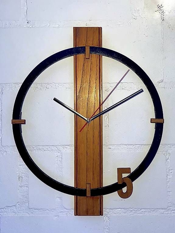 Orologi: Horloge murale en bois neuve – Usato da Vinelz venduto da Sevy100