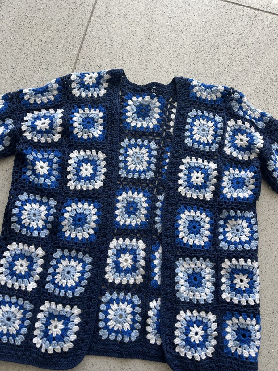 Giacche: Handarbeit Damen Strickjacke  – Nuovo (secondo la descrizione) da Bassersdorf venduto da Rosa667 1