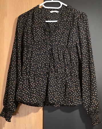 Schicke Bluse mit Pünktchenmuster, Grösse M, wie neu!